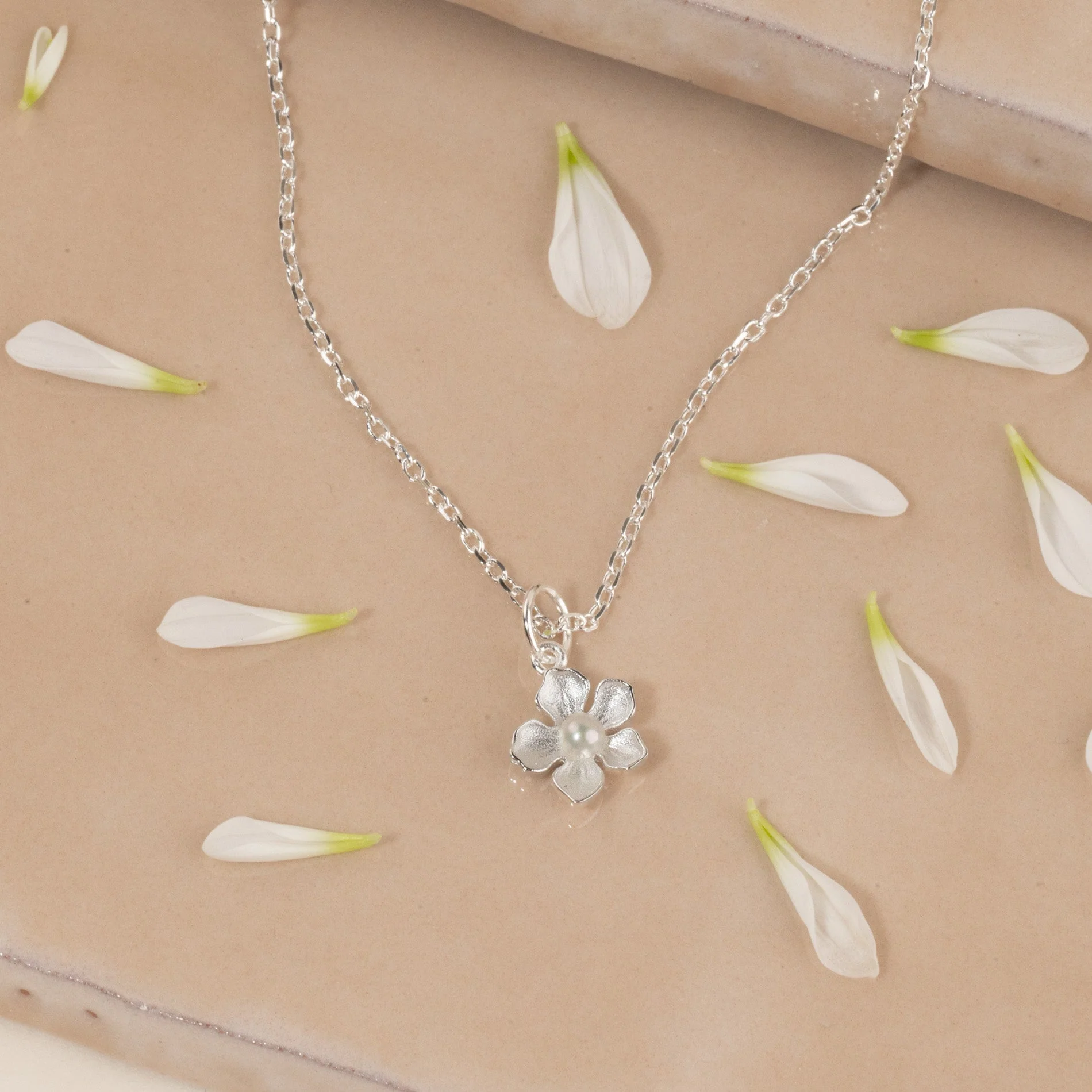 MONA PEARL SILVER PENDANT - Image 4