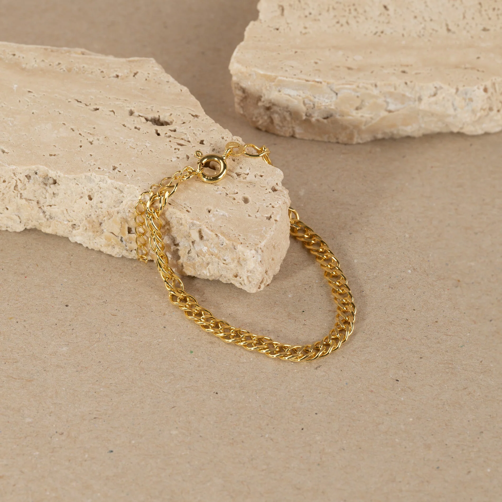 MYNTE LARGE GOLDEN BRACELET - Image 6