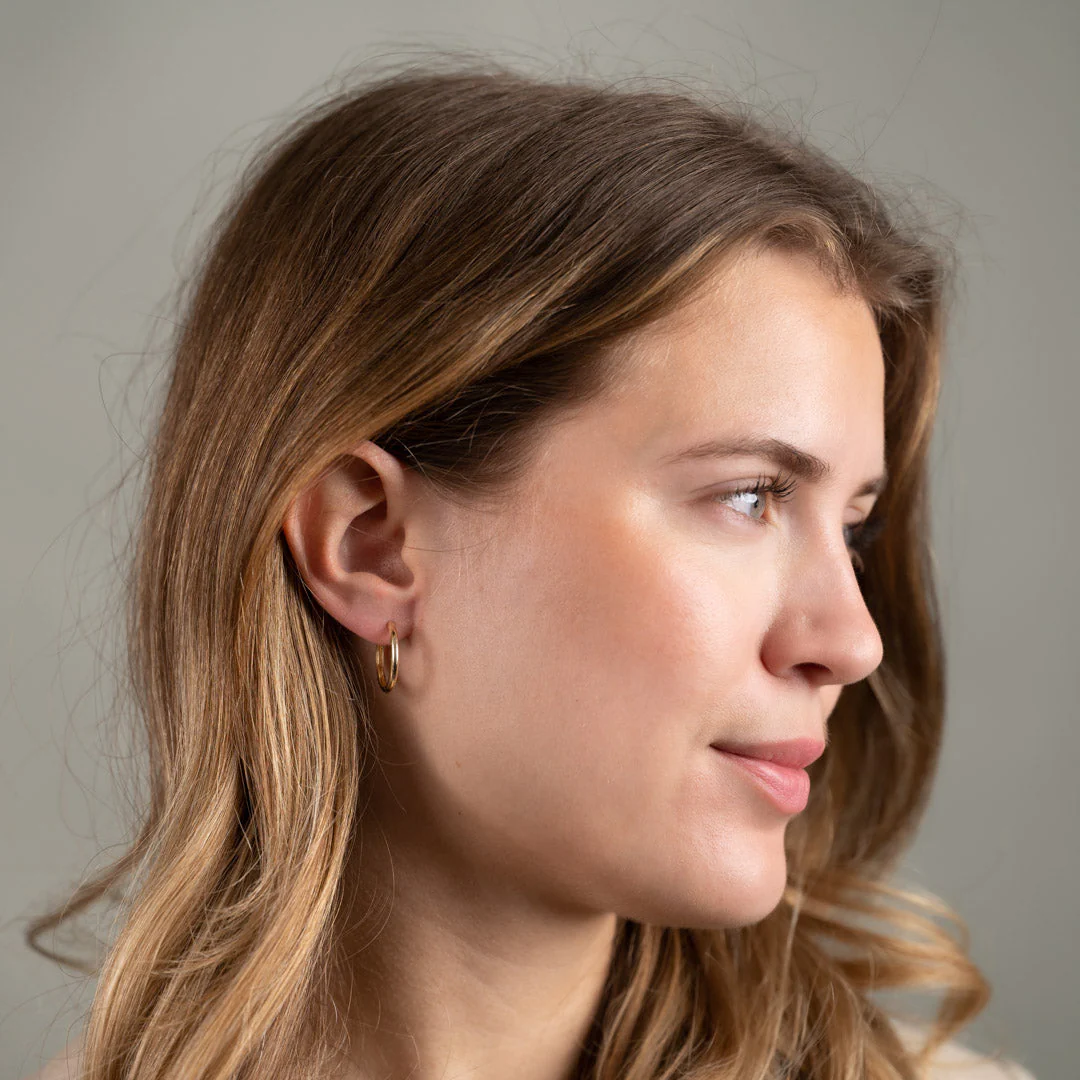 NANCY SOLID GOLD CREOL EARRING - Image 6