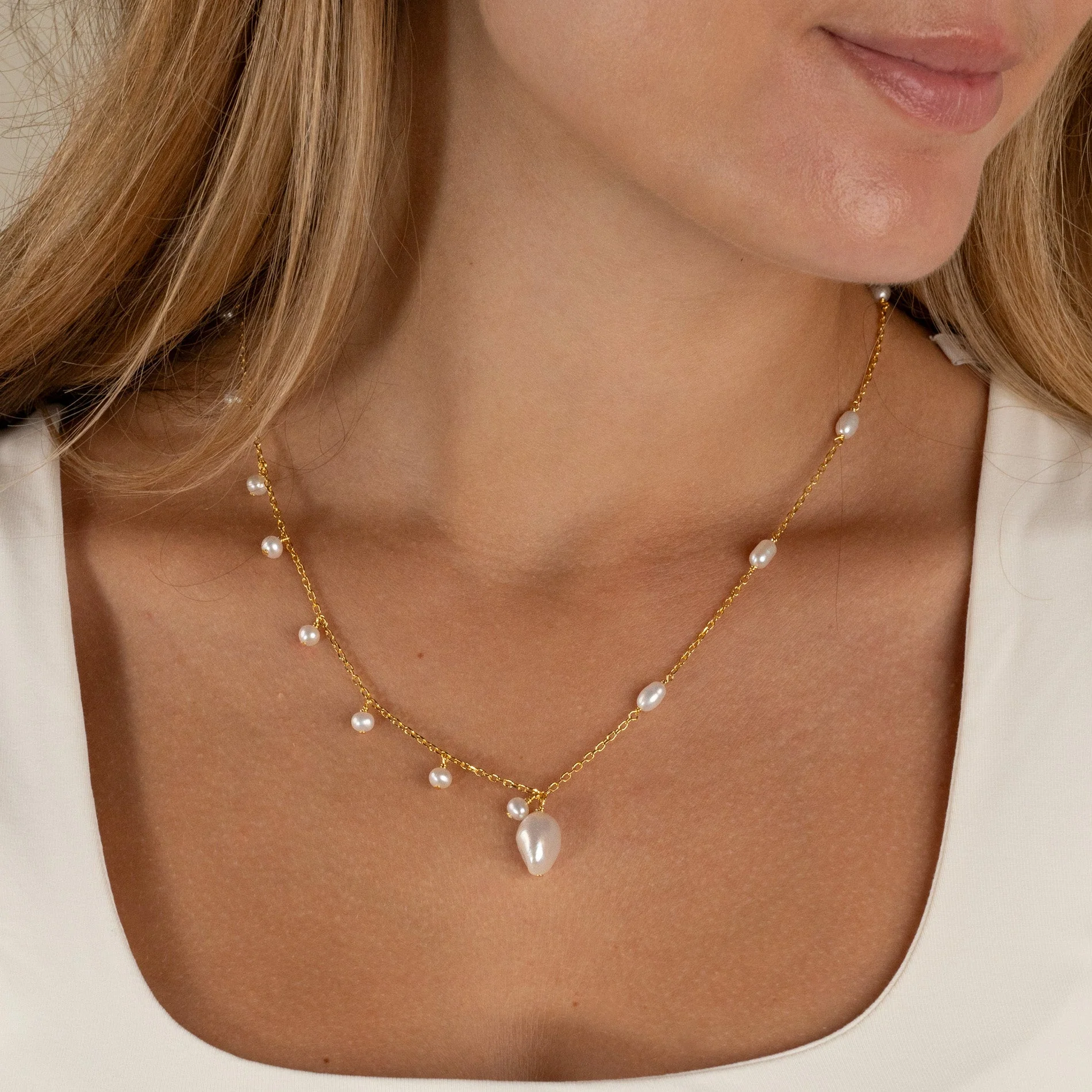 NANNA PEARL GOLDEN NECKLACE - Image 3