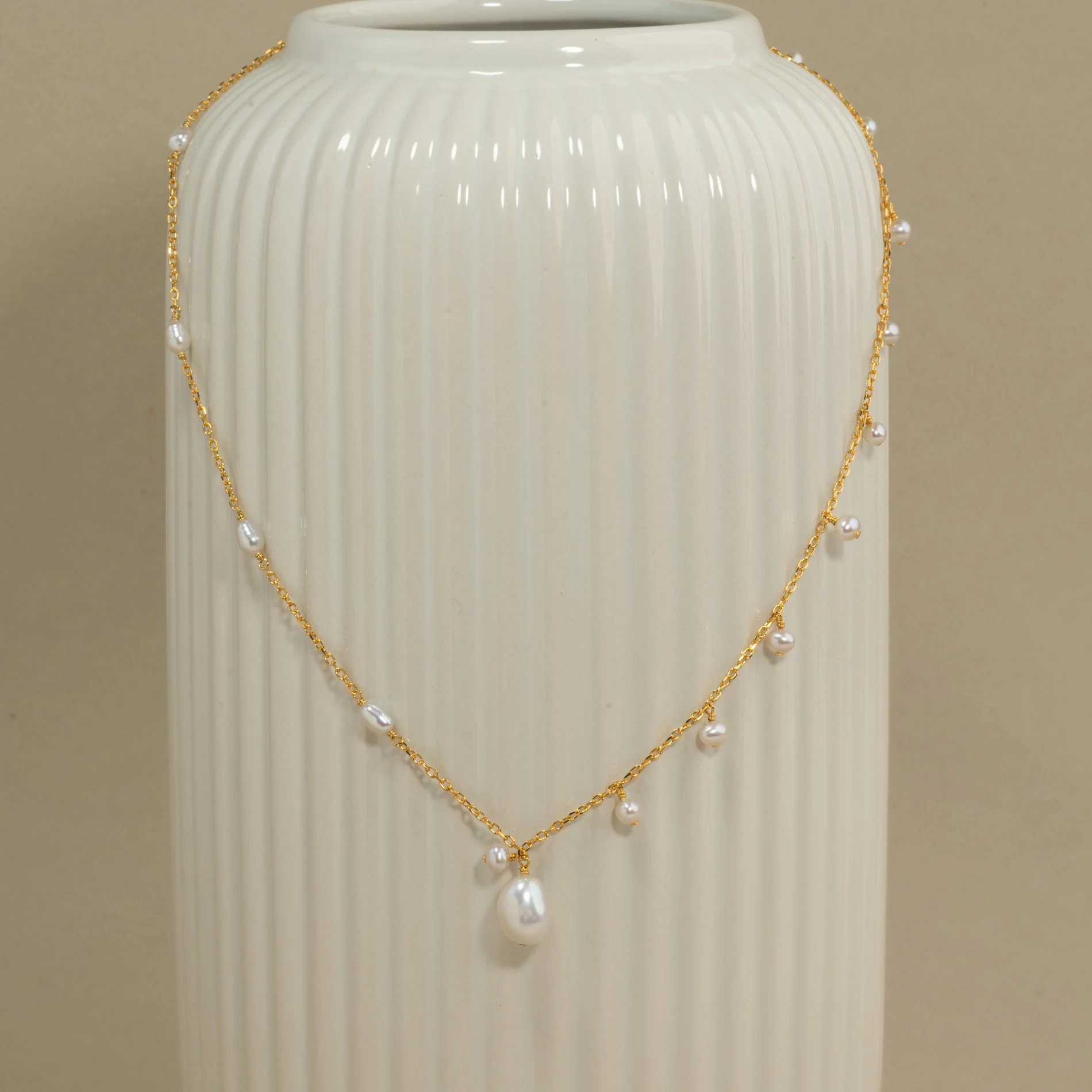 NANNA PEARL GOLDEN NECKLACE - Image 4