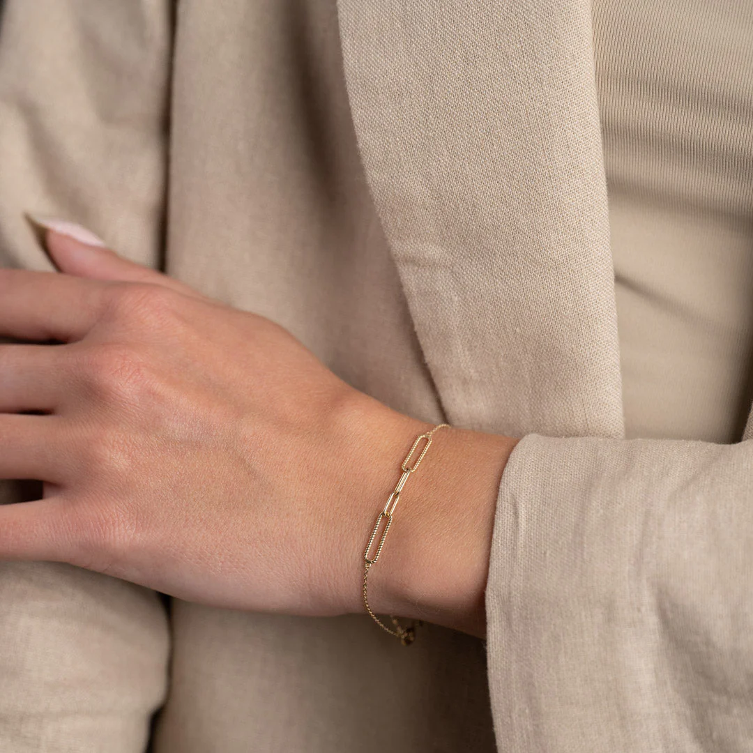 NATALIE SOLID GOLD BRACELET - Image 5
