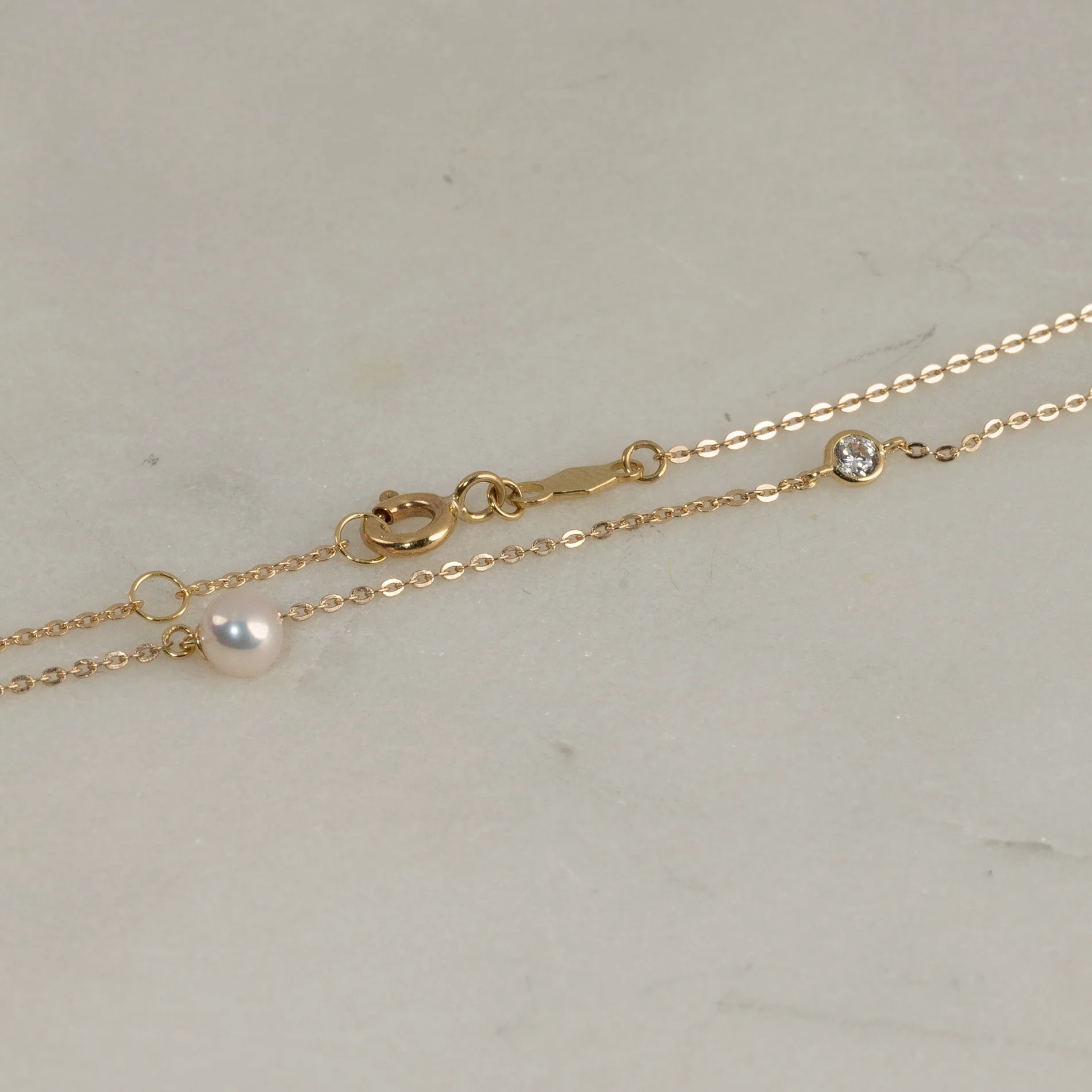 NICOLE PEARL SOLID GOLD BRACELET - Image 8