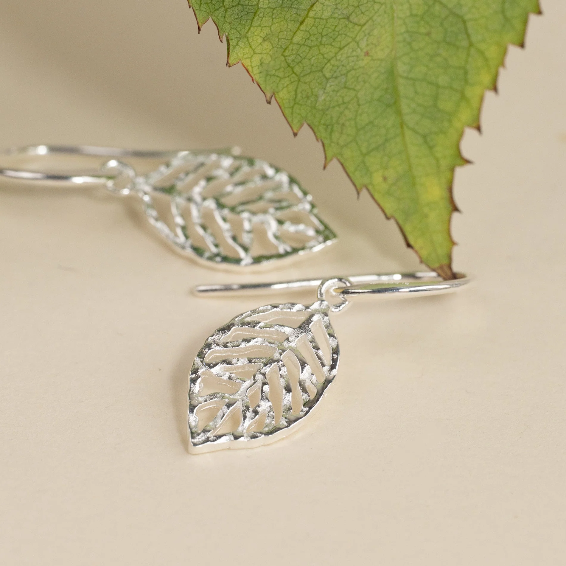 NOA SILVER HOOK EARRING - Image 5