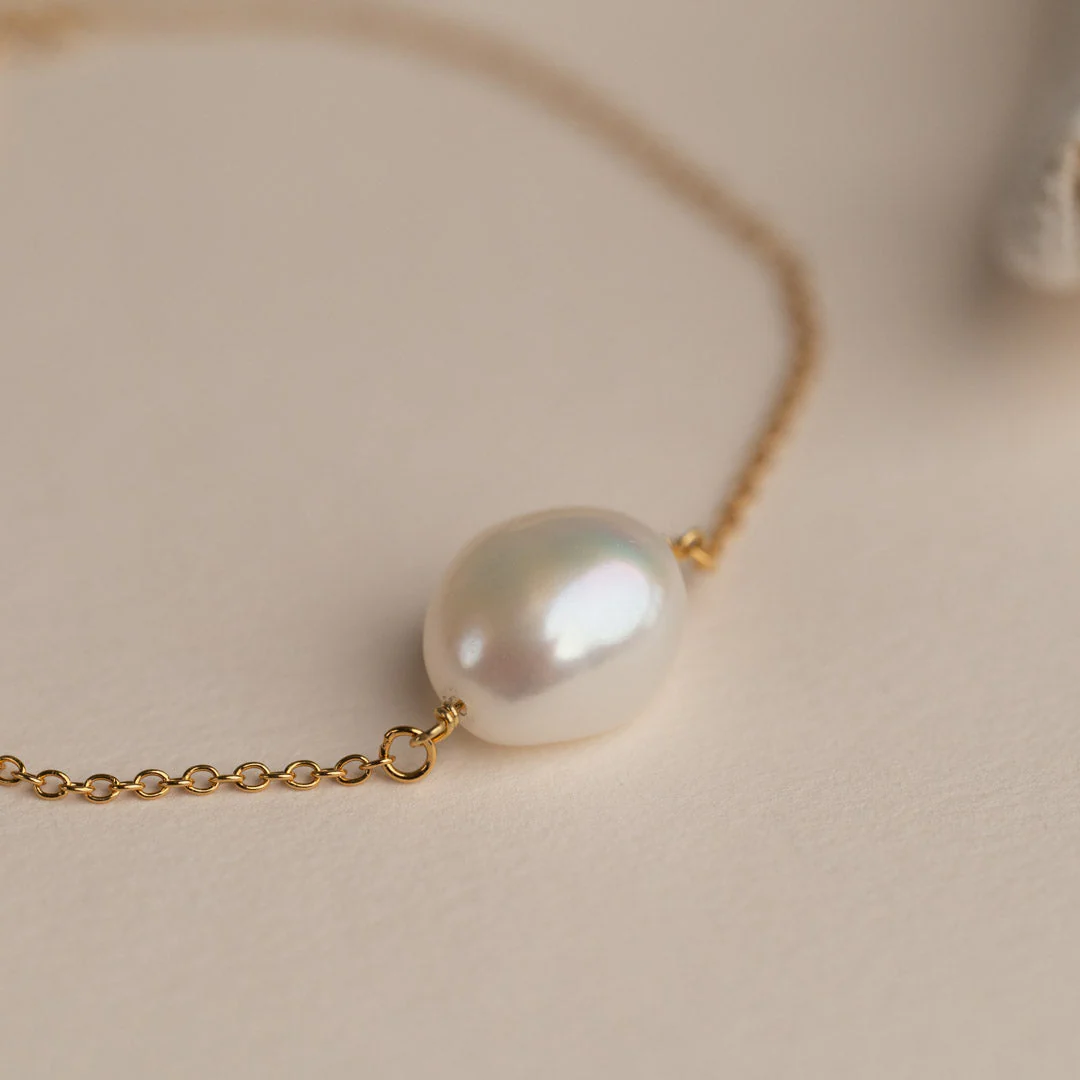 NOELLA PEARL GOLDEN BRACELET - Image 4