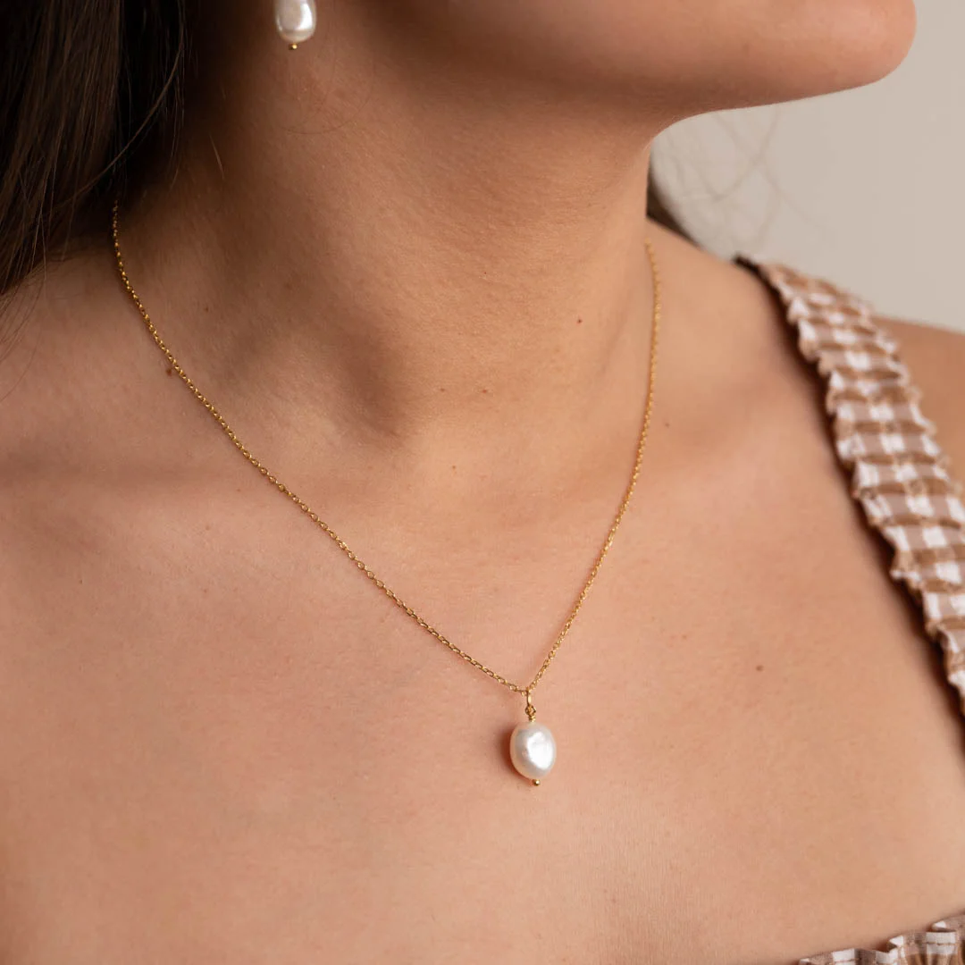NOELLA PEARL GOLDEN PENDANT - Image 5