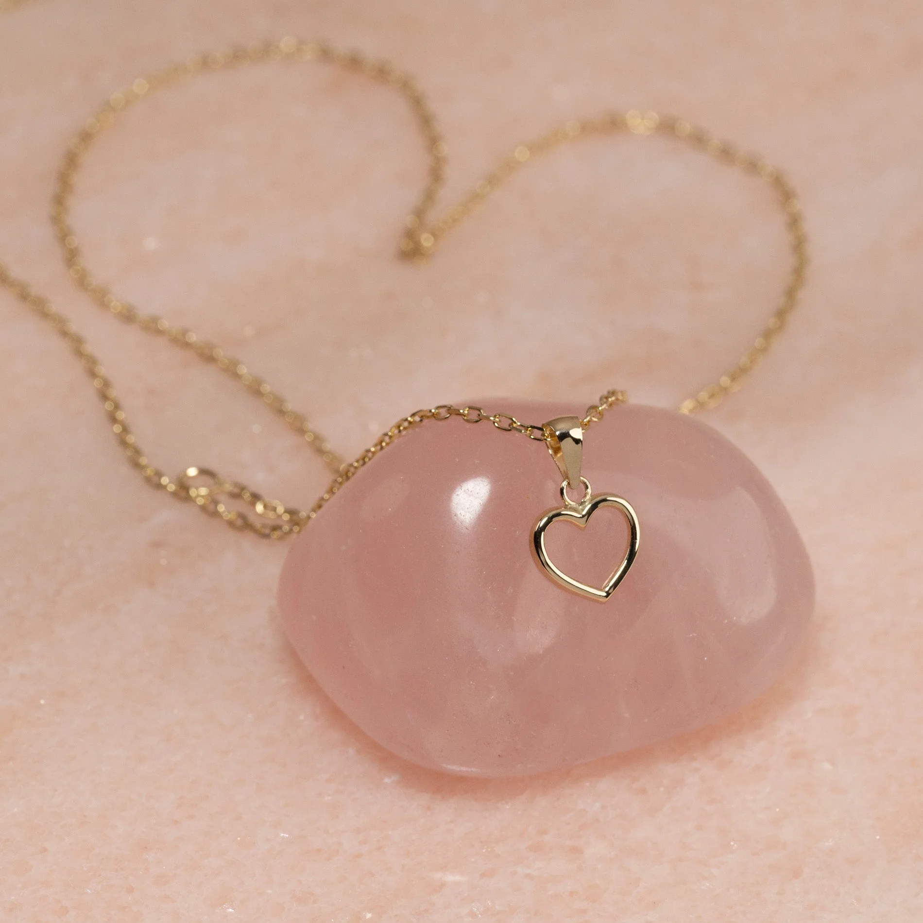 OPEN HEART SOLID GOLD PENDANT - Image 4