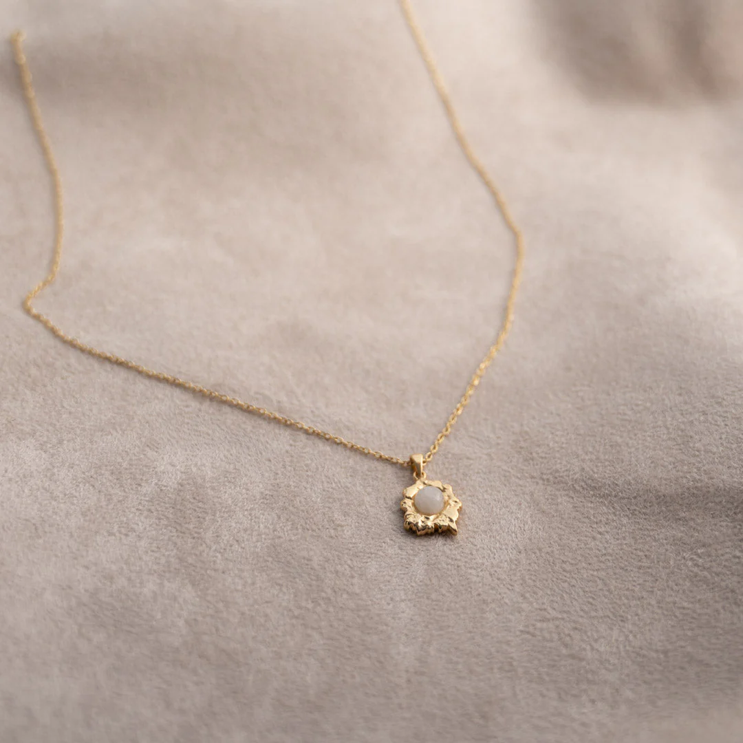 OPHELIA LIGHT GREY GOLDEN PENDANT - Image 6