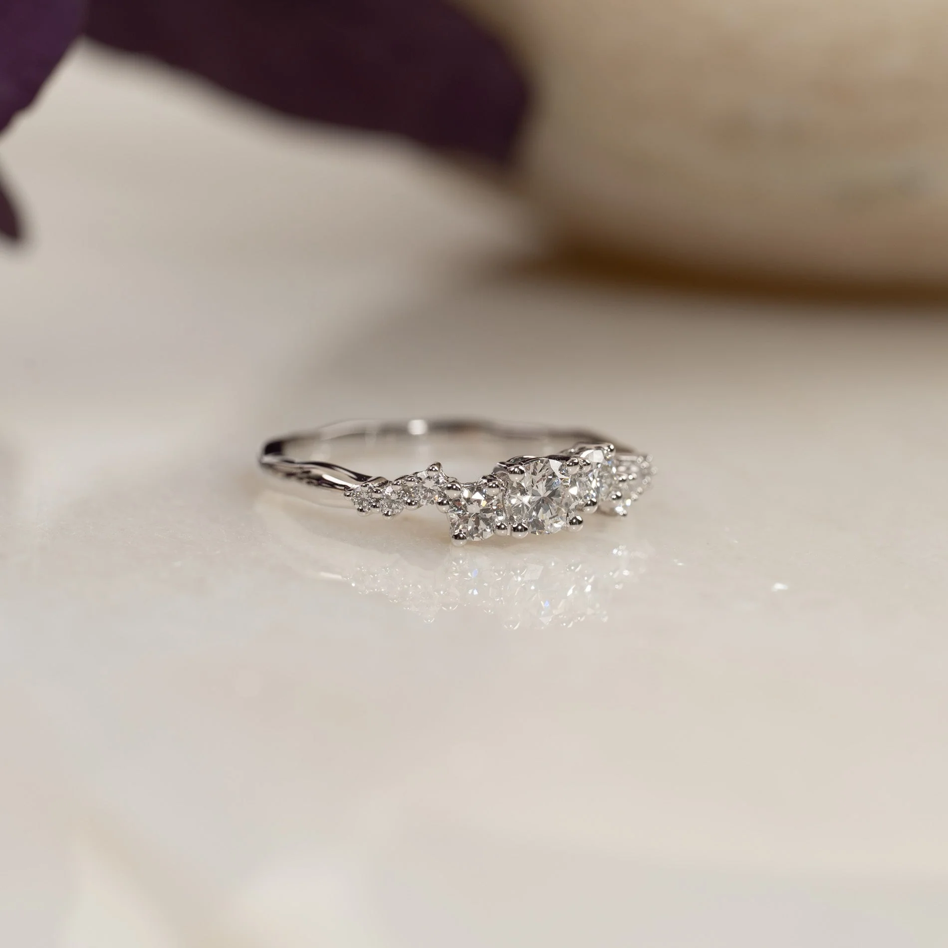 ORGANIC CLUSTER LAB-DIAMOND RING - 0.5ct - WG - Image 3