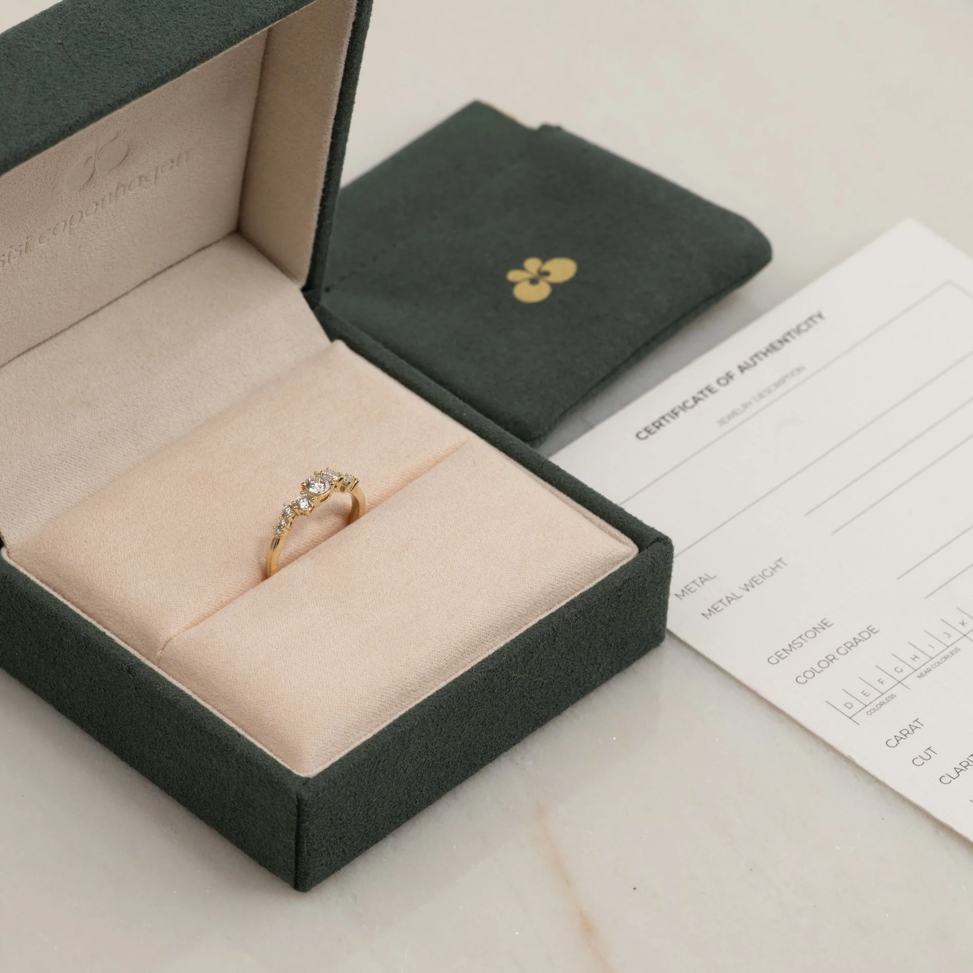 ORGANIC CLUSTER LAB-DIAMOND RING - 0.5ct - YG - Image 6