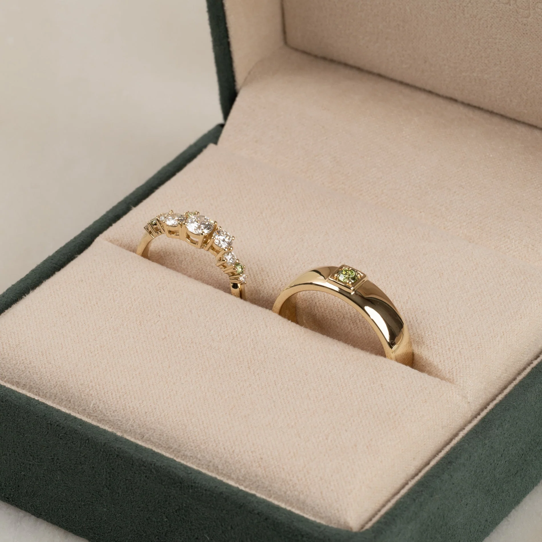 ORGANIC CLUSTER OCEAN GREEN DIAMOND RING - 0.75ct - Image 4