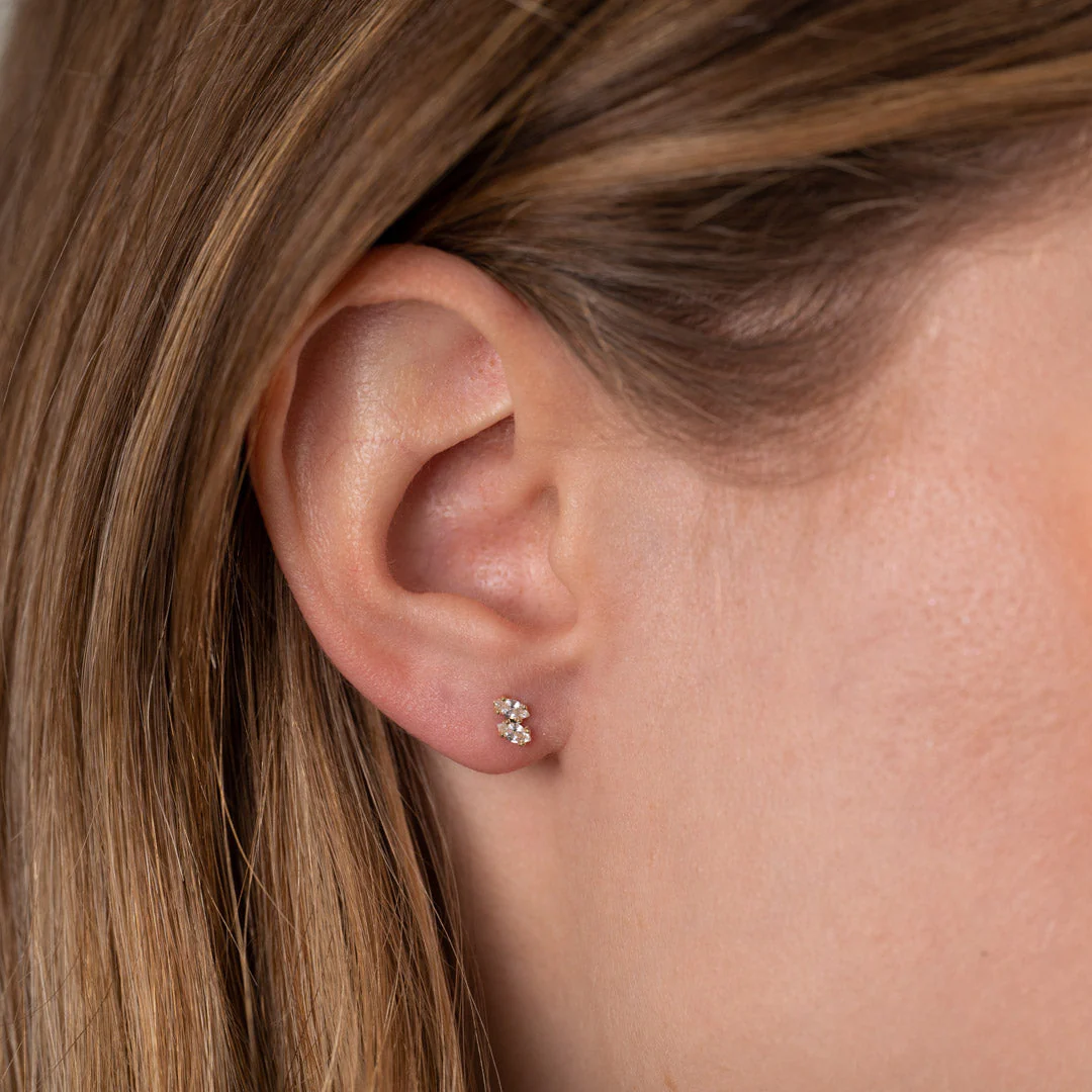 PARIS CRYSTAL SOLID GOLD STUD EARRING - Image 2