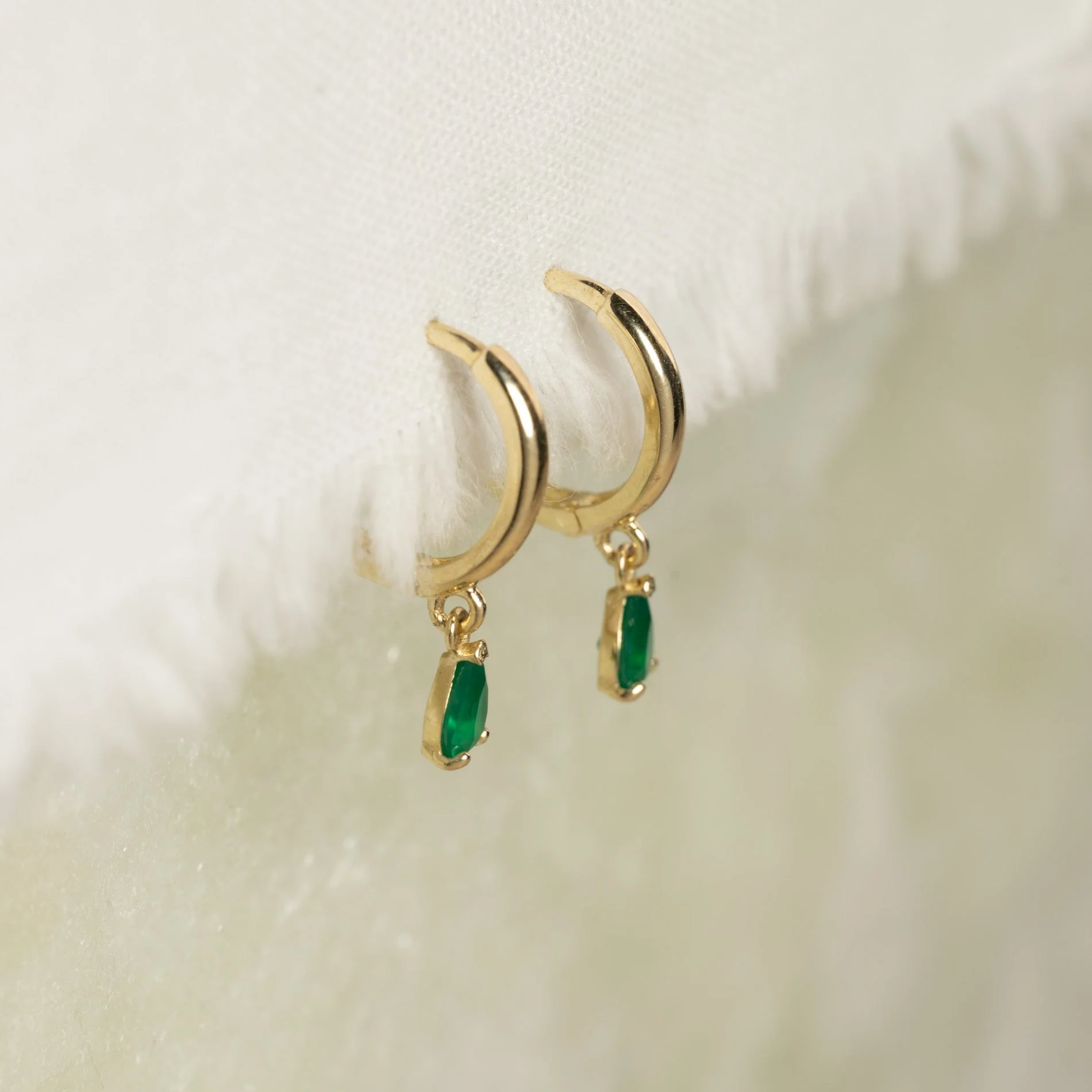 PAULA GREEN AGATE SOLID GOLD EARRING - Image 6