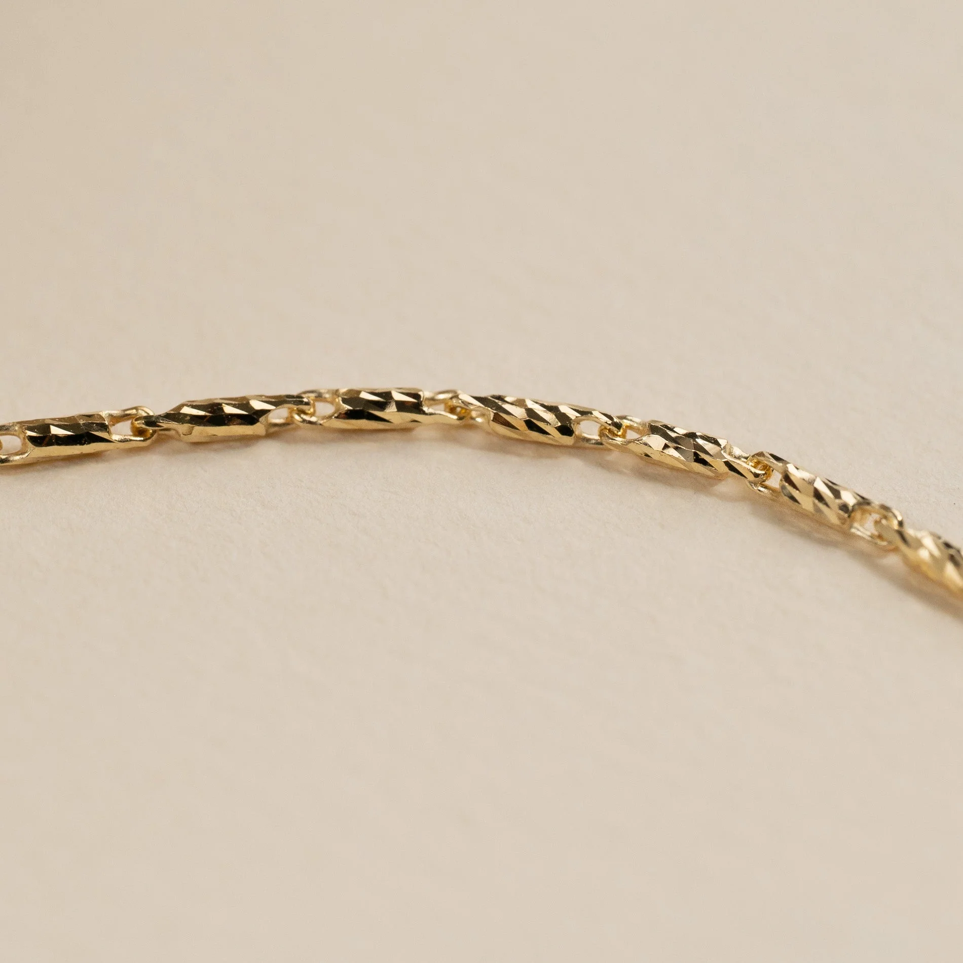 PHILINE GOLDEN BRACELET - Image 3