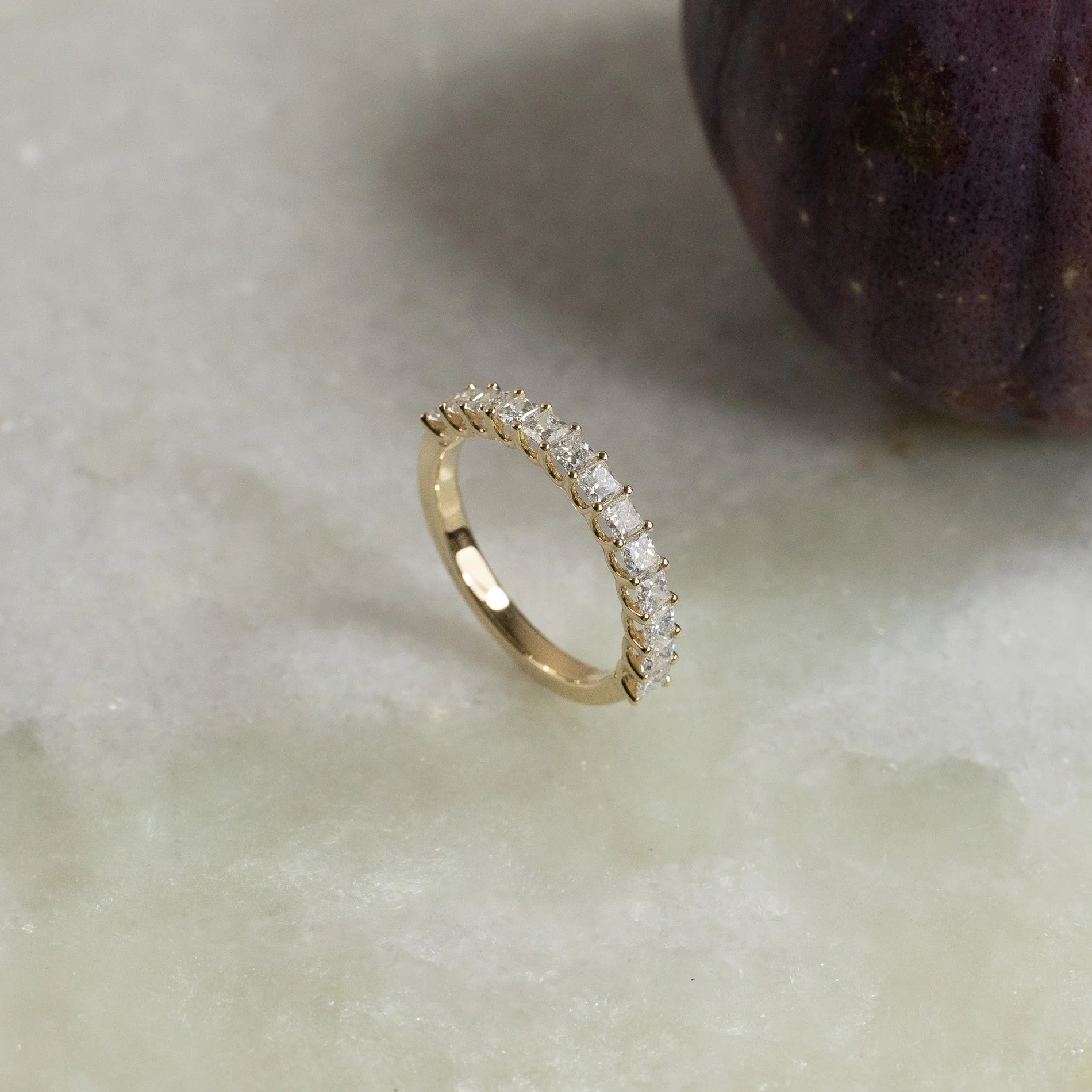 PRINCESS-CUT HALF-ALLIANCE DIAMOND RING - Image 7