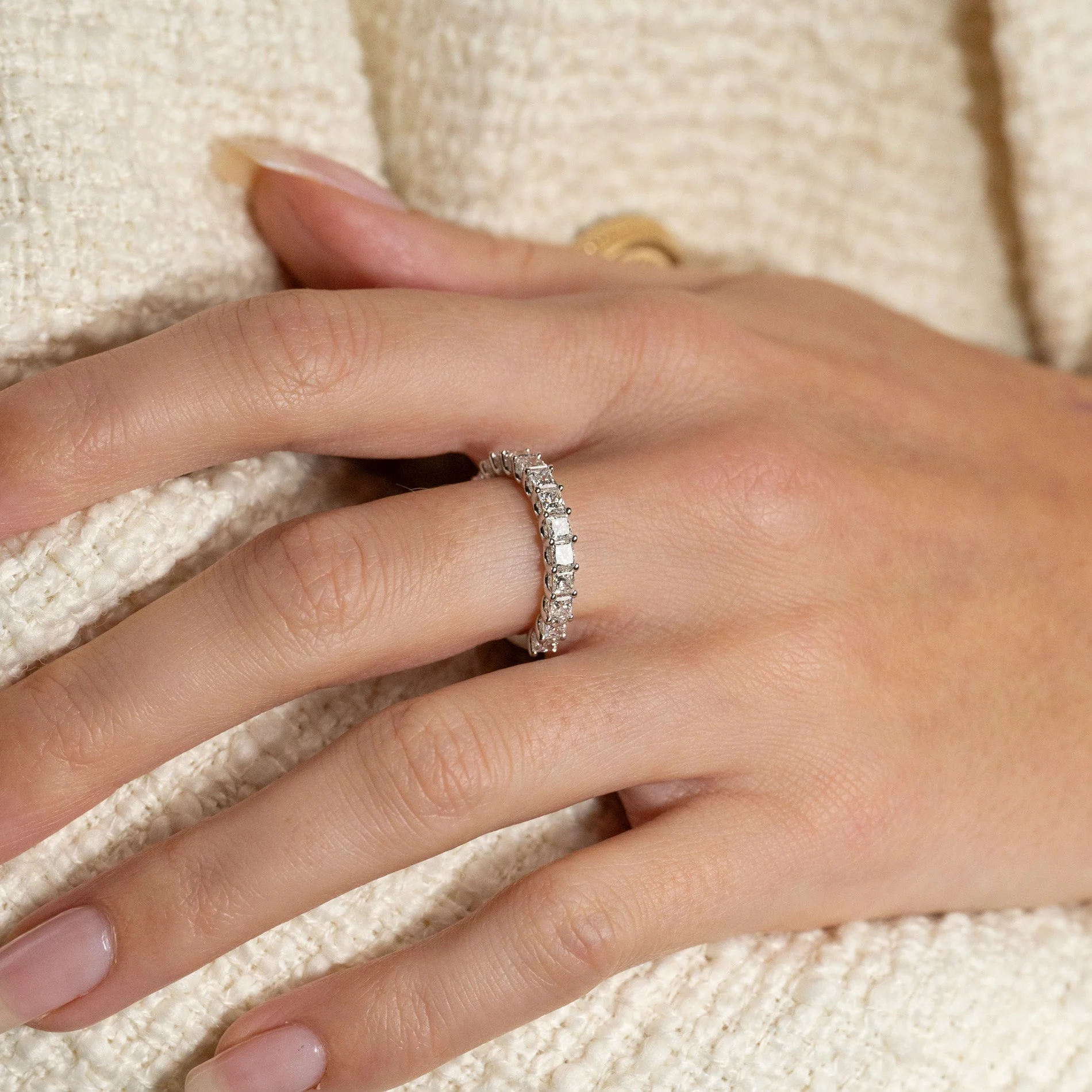 PRINCESS-CUT HALF-ALLIANCE LAB-DIAMOND RING - 1.5ct - WG - Image 7