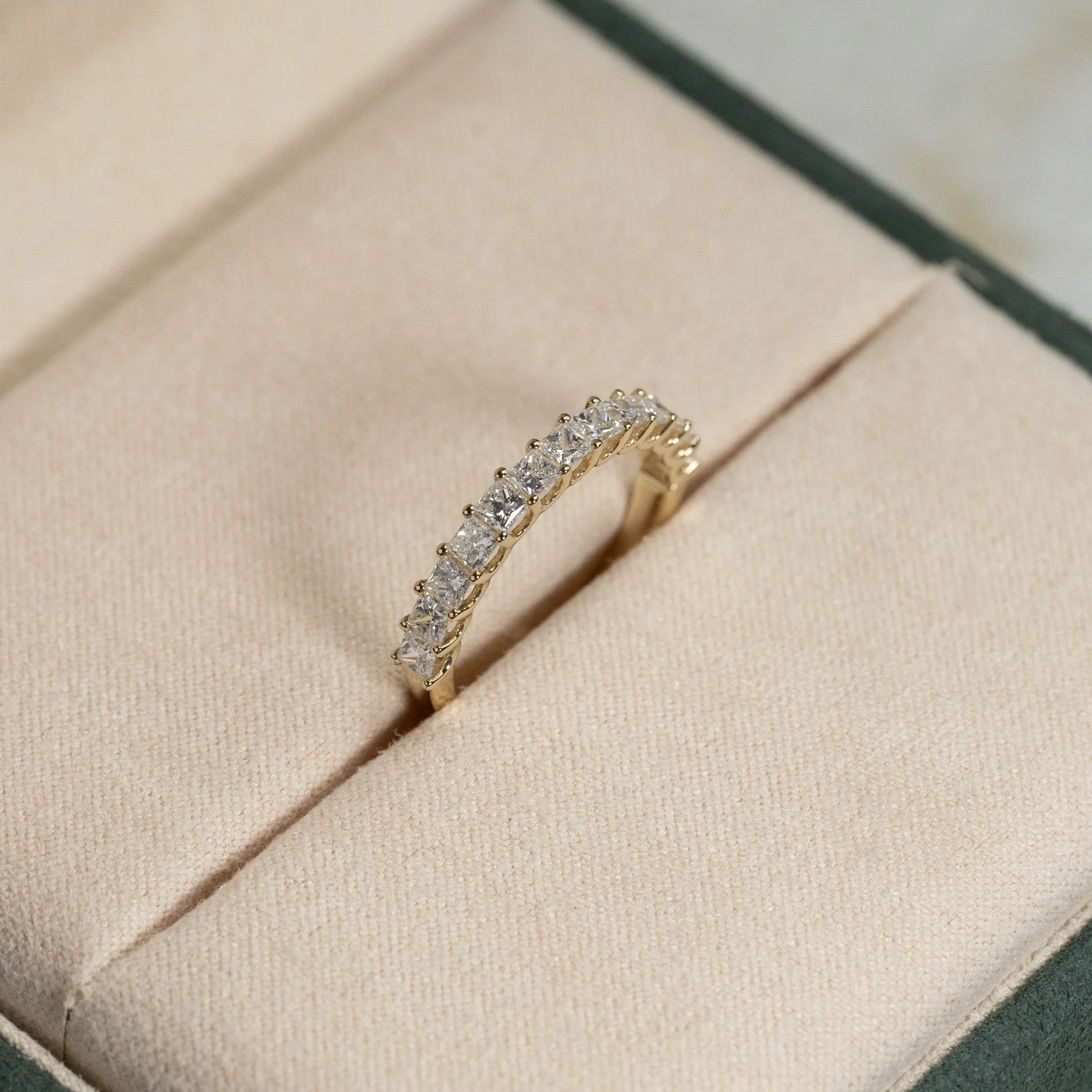 PRINCESS-CUT HALF-ALLIANCE LAB-DIAMOND RING - 1.0ct - YG - Image 4