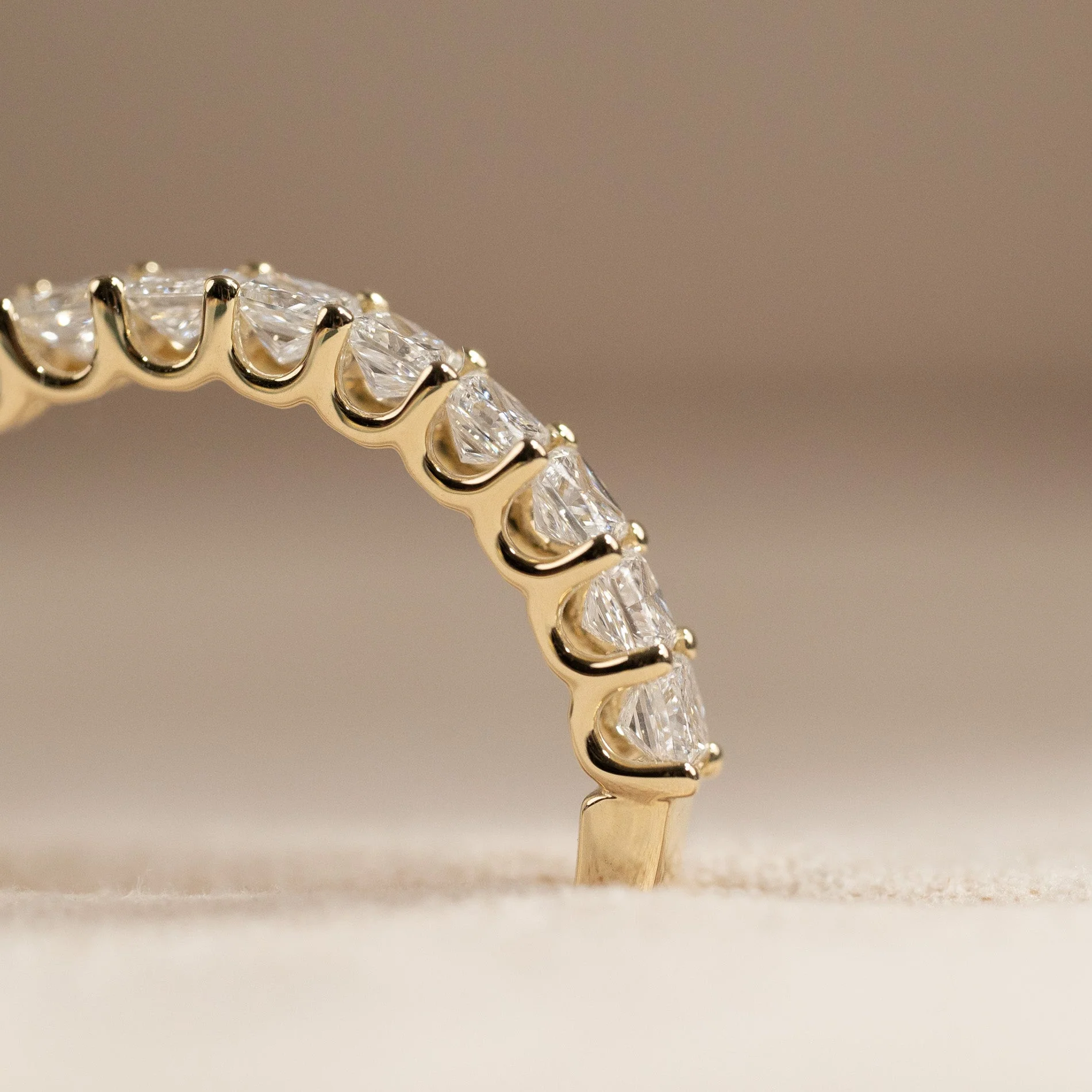 PRINCESS-CUT HALF-ALLIANCE LAB-DIAMOND RING - 1.0ct - YG - Image 6