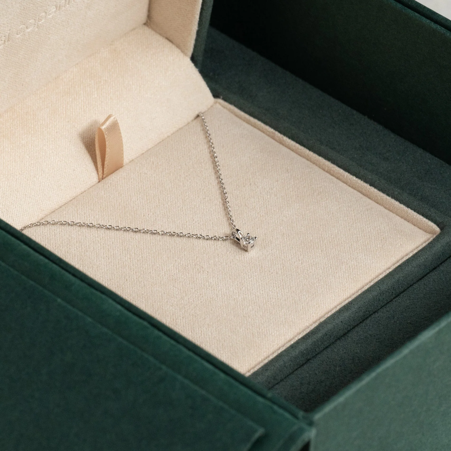 PRONG SOLITAIRE LAB-DIAMOND PENDANT - 0.1ct - WG - Image 10