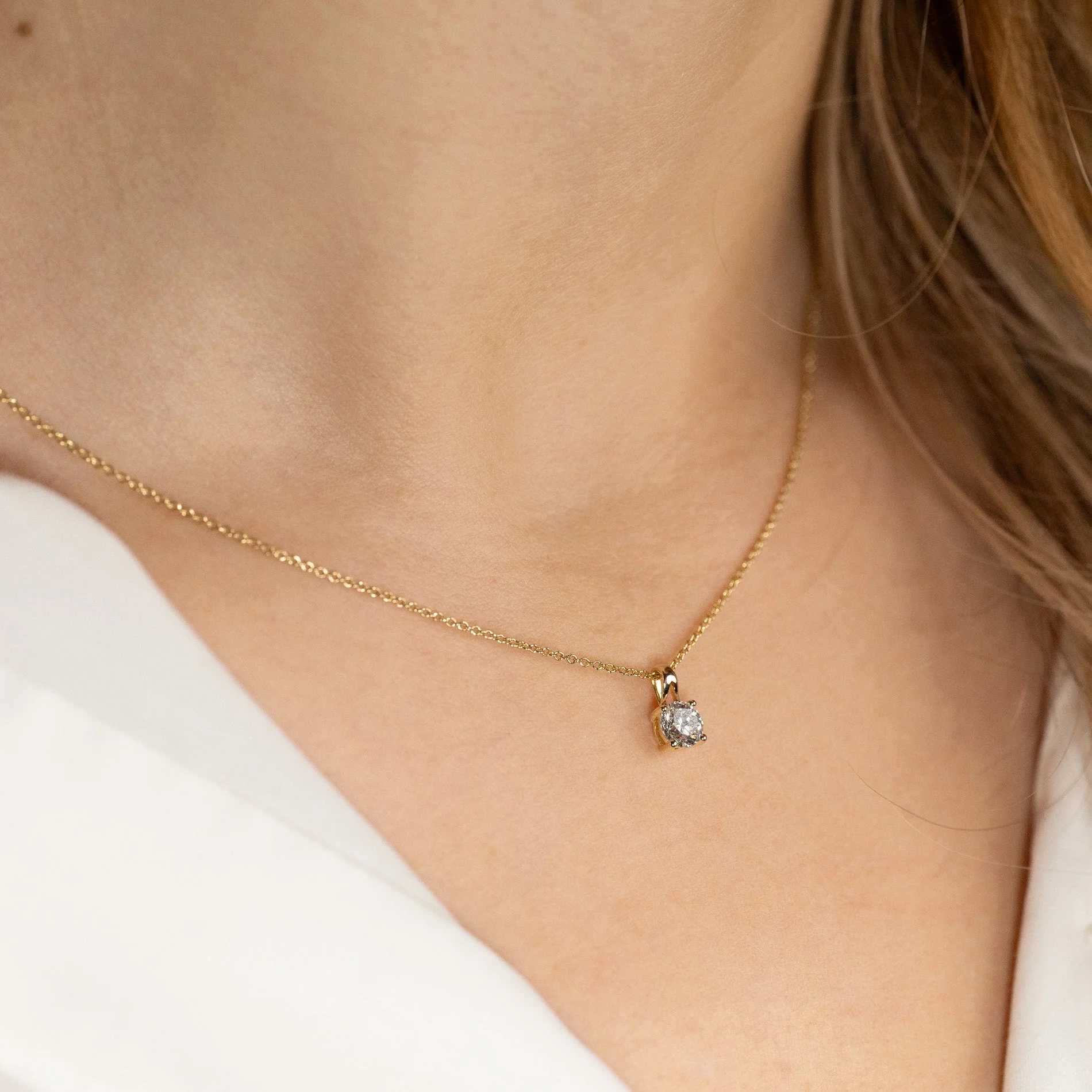 PRONG SOLITAIRE LAB-DIAMOND PENDANT - 0.5ct - YG - Image 5