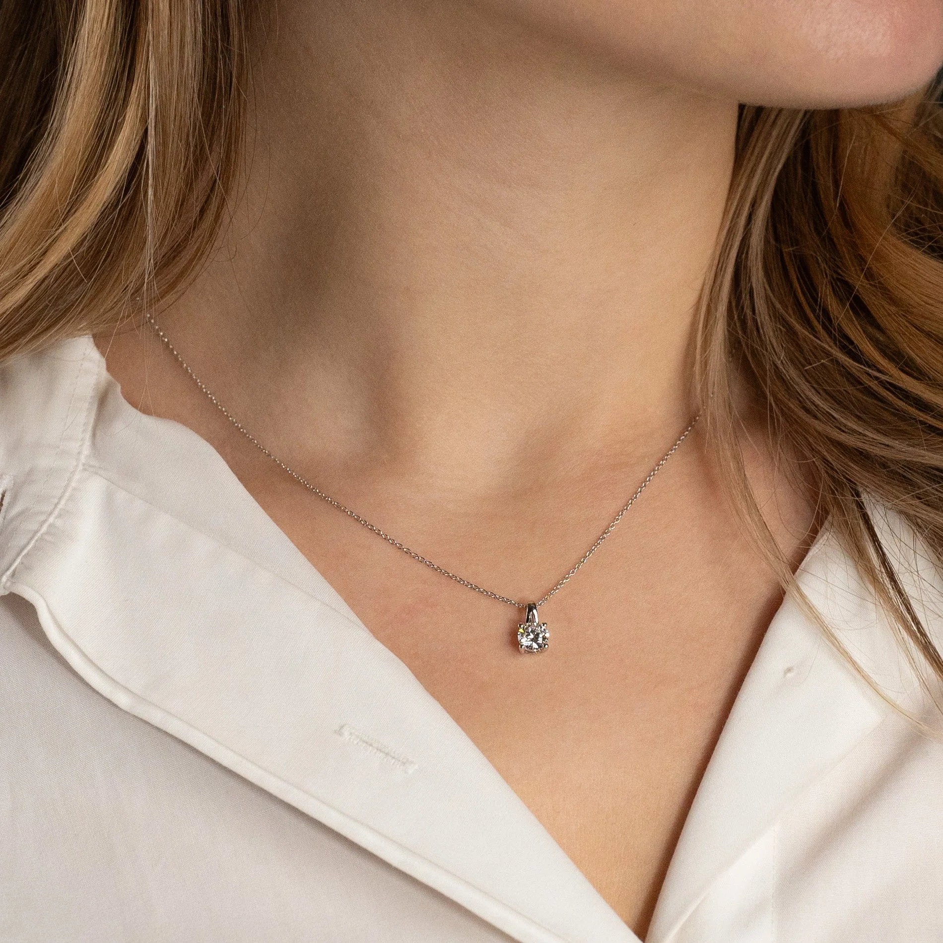 PRONG SOLITAIRE LAB-DIAMOND PENDANT - 0.75ct - WG - Image 6