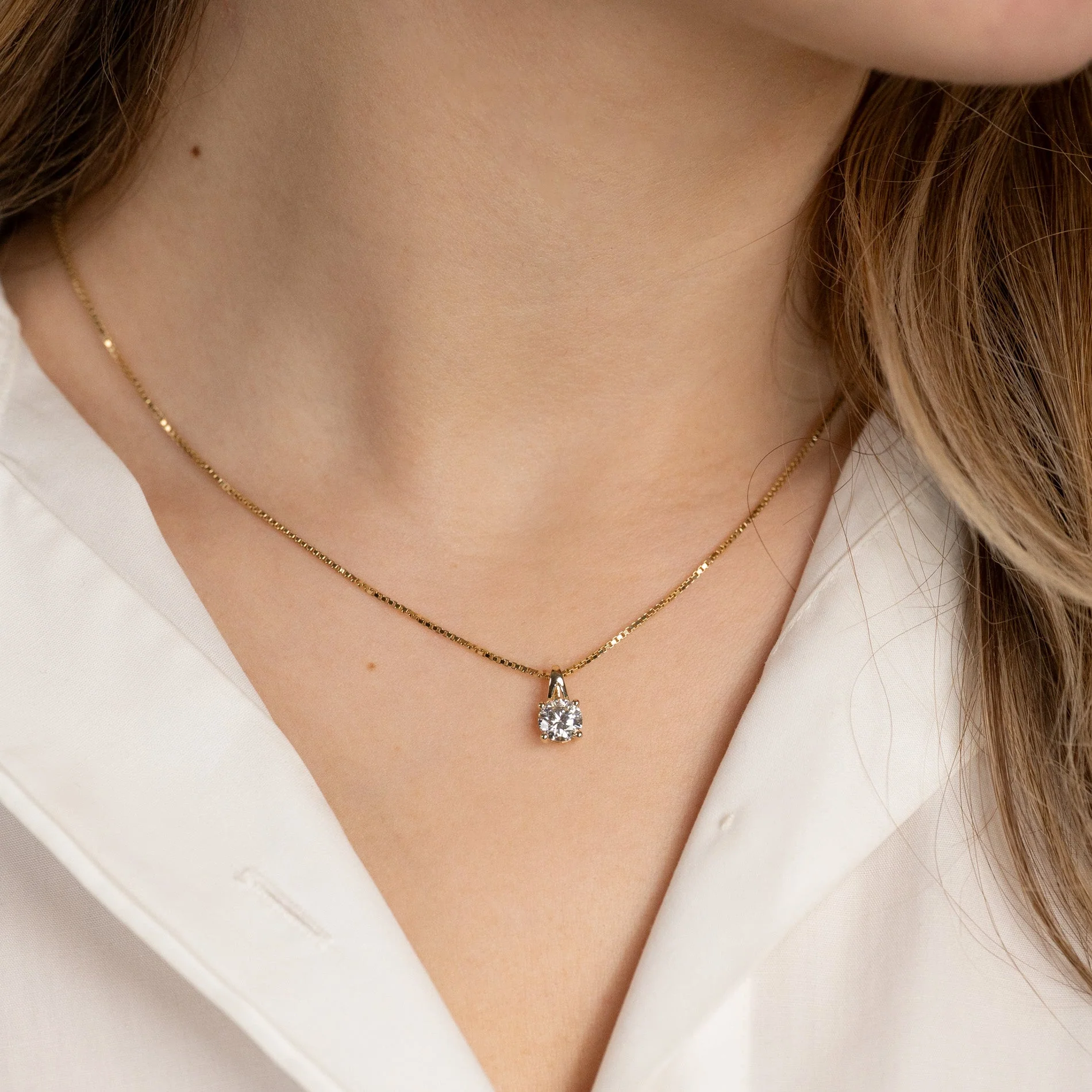 PRONG SOLITAIRE LAB-DIAMOND PENDANT - 1.0ct - YG - Image 3