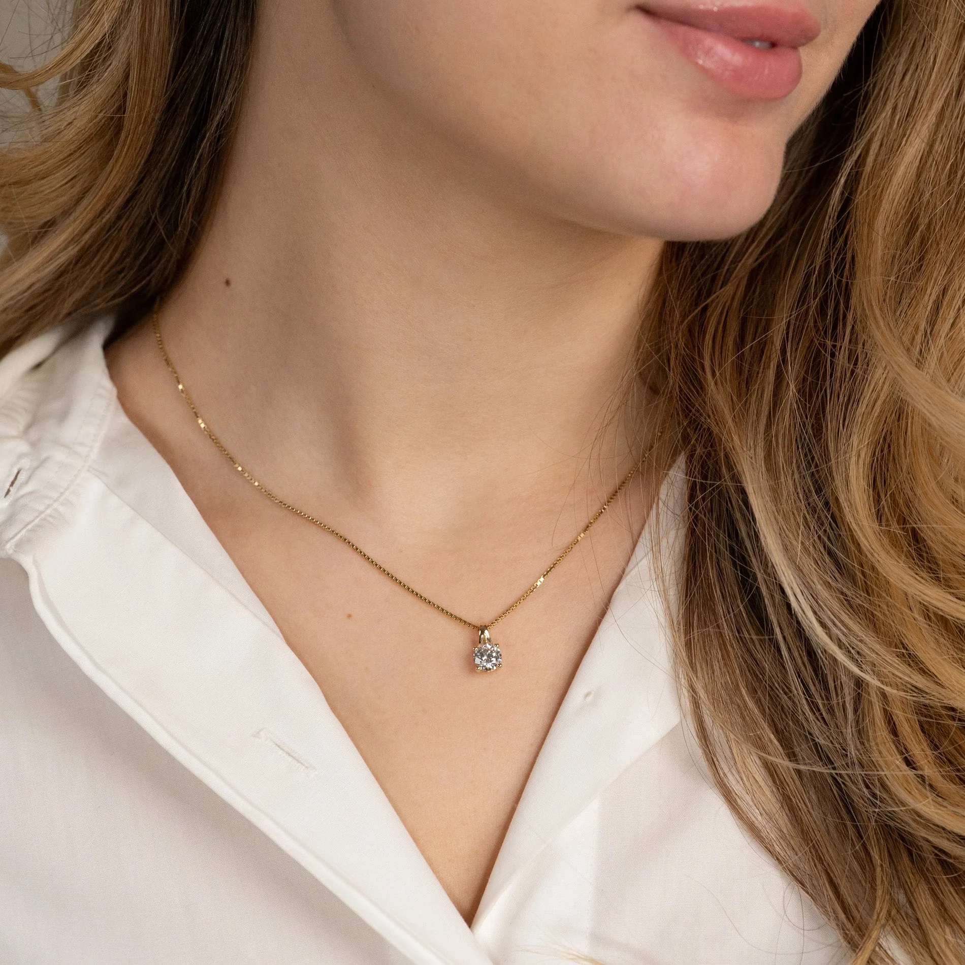 PRONG SOLITAIRE LAB-DIAMOND PENDANT - 1.0ct - YG - Image 6