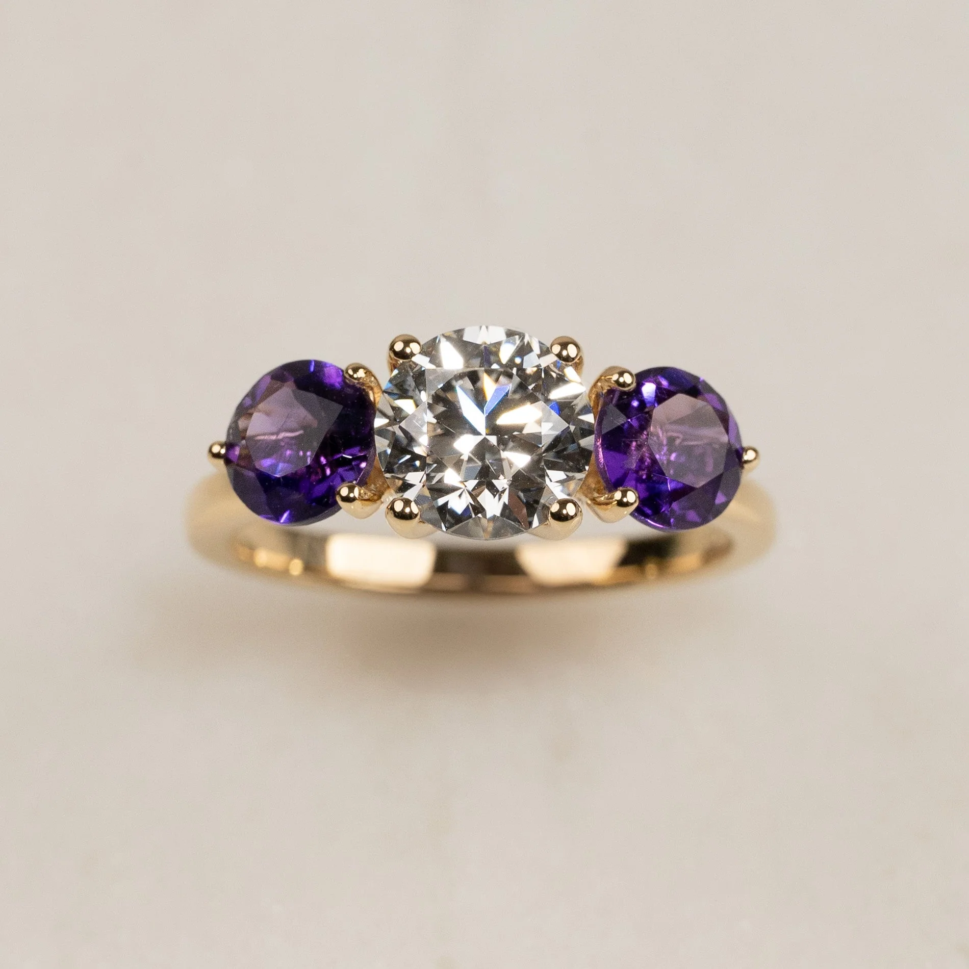 PURPLE AMETHYST TRILOGY DIAMOND RING - 2.7ct - Image 4