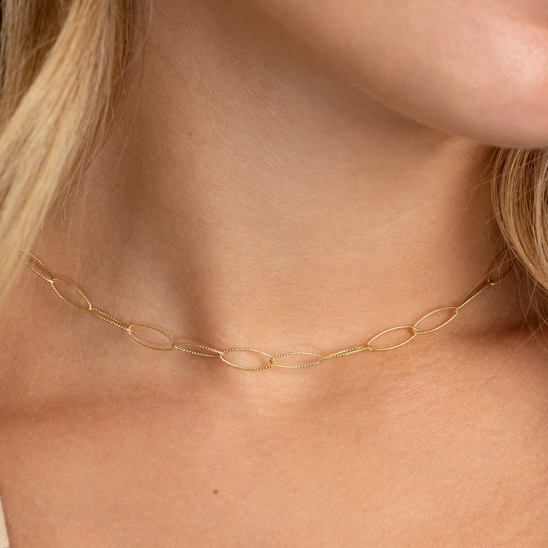RAYA GOLDEN CHAIN - Image 5