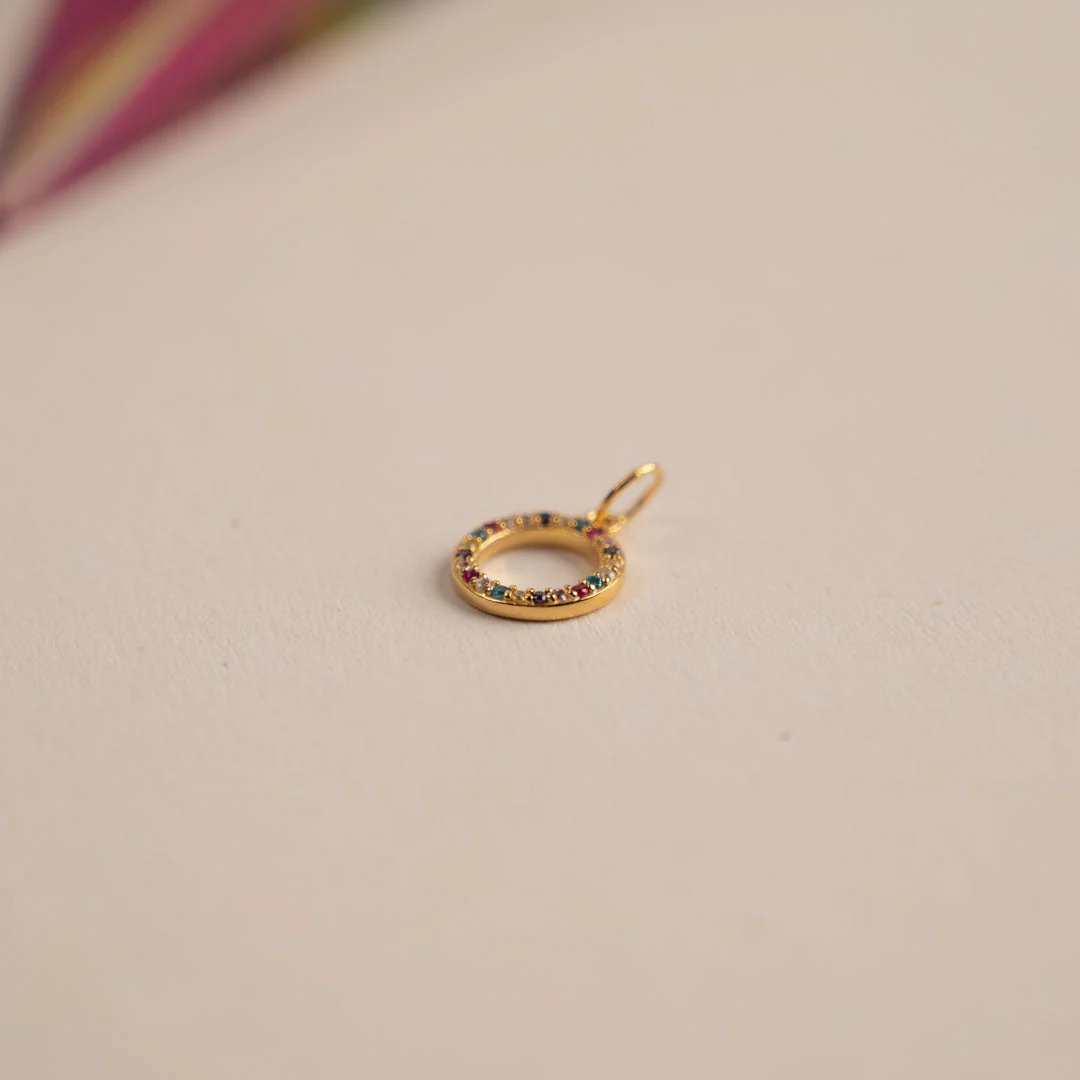 ROBERTA RAINBOW GOLDEN PENDANT - Image 4