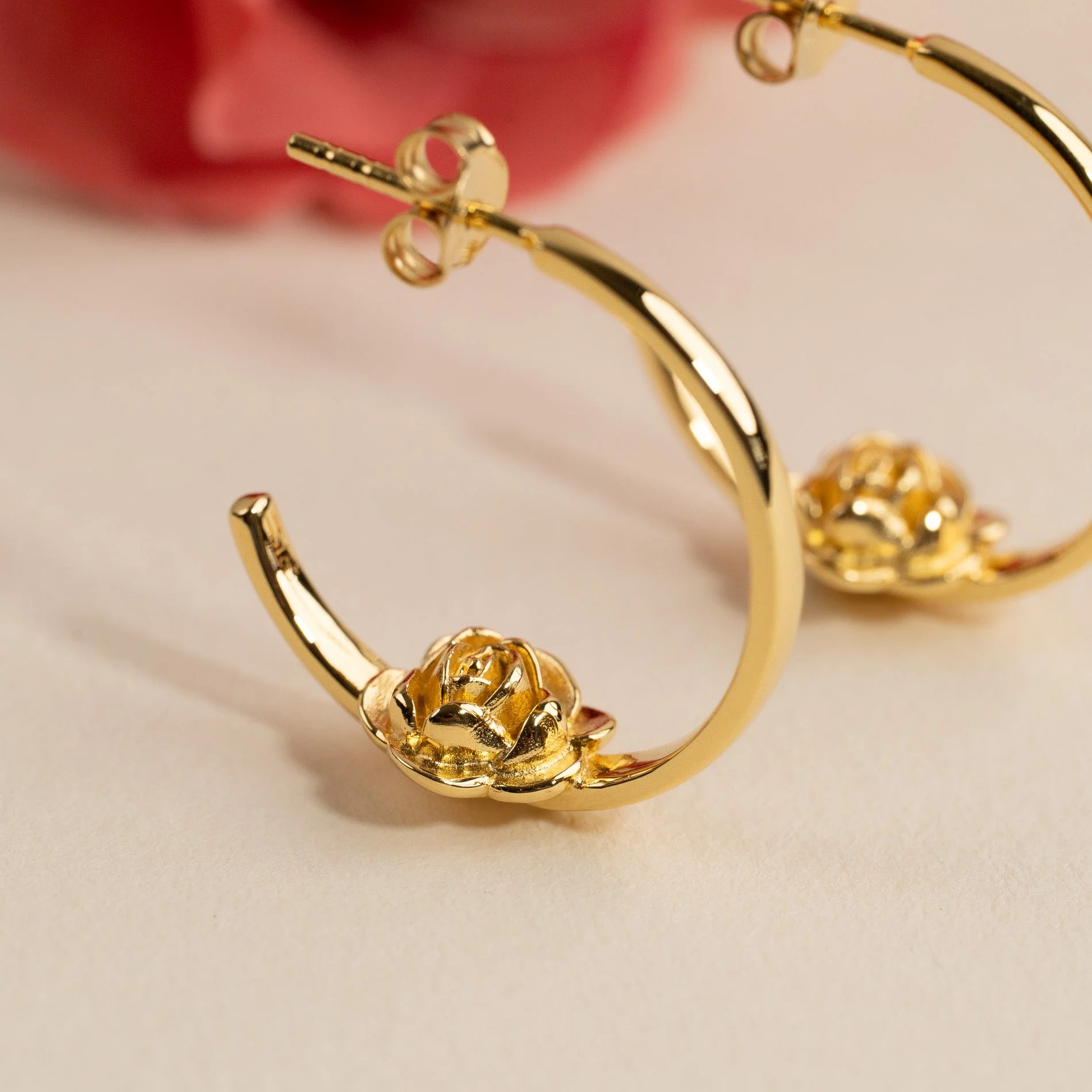 ROSIE GOLDEN CREOL EARRING - Image 5
