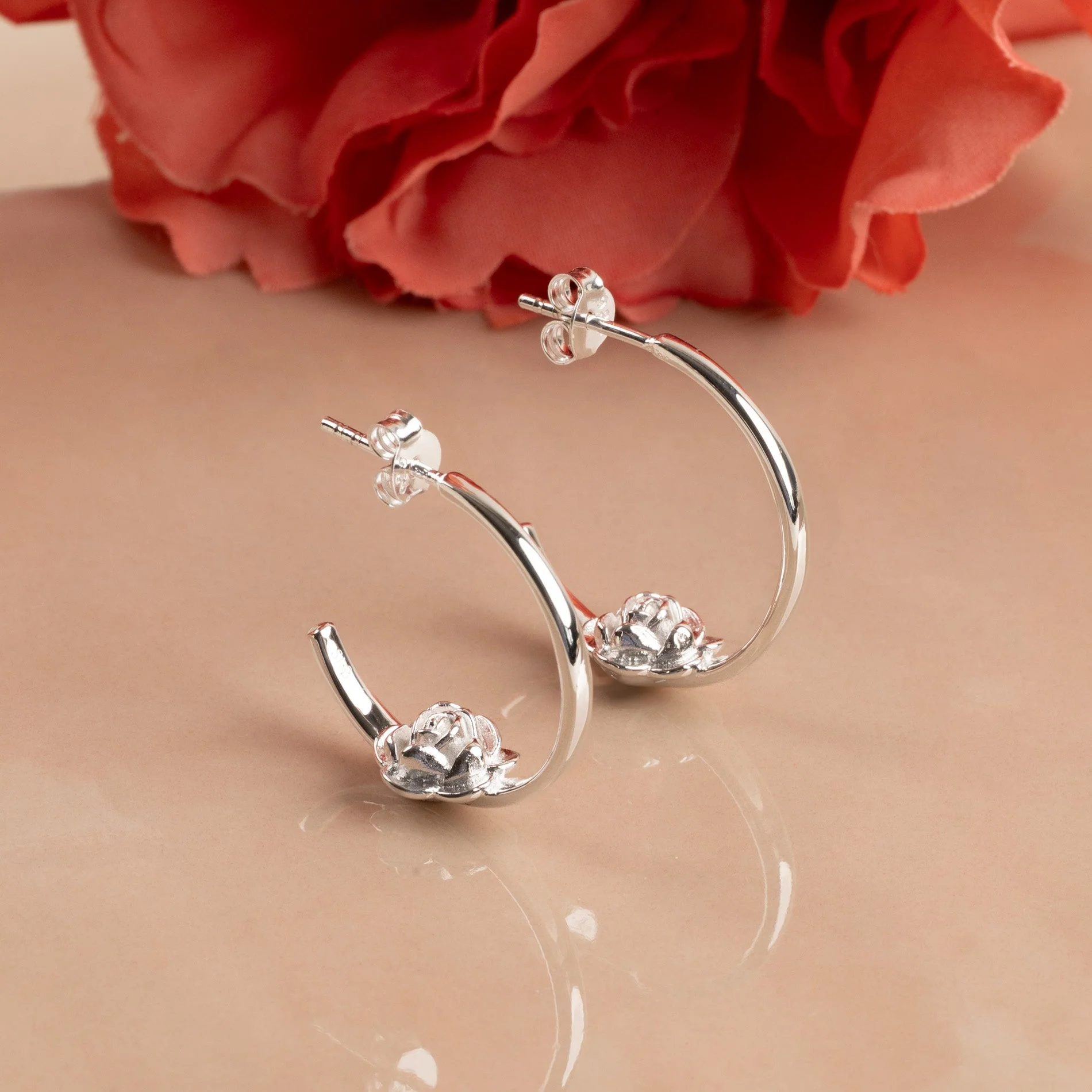 ROSIE SILVER CREOL EARRING