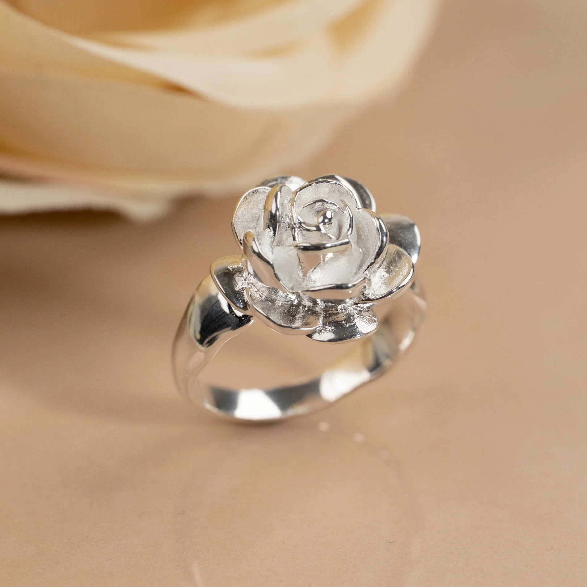 ROSIE SILVER RING - Image 3