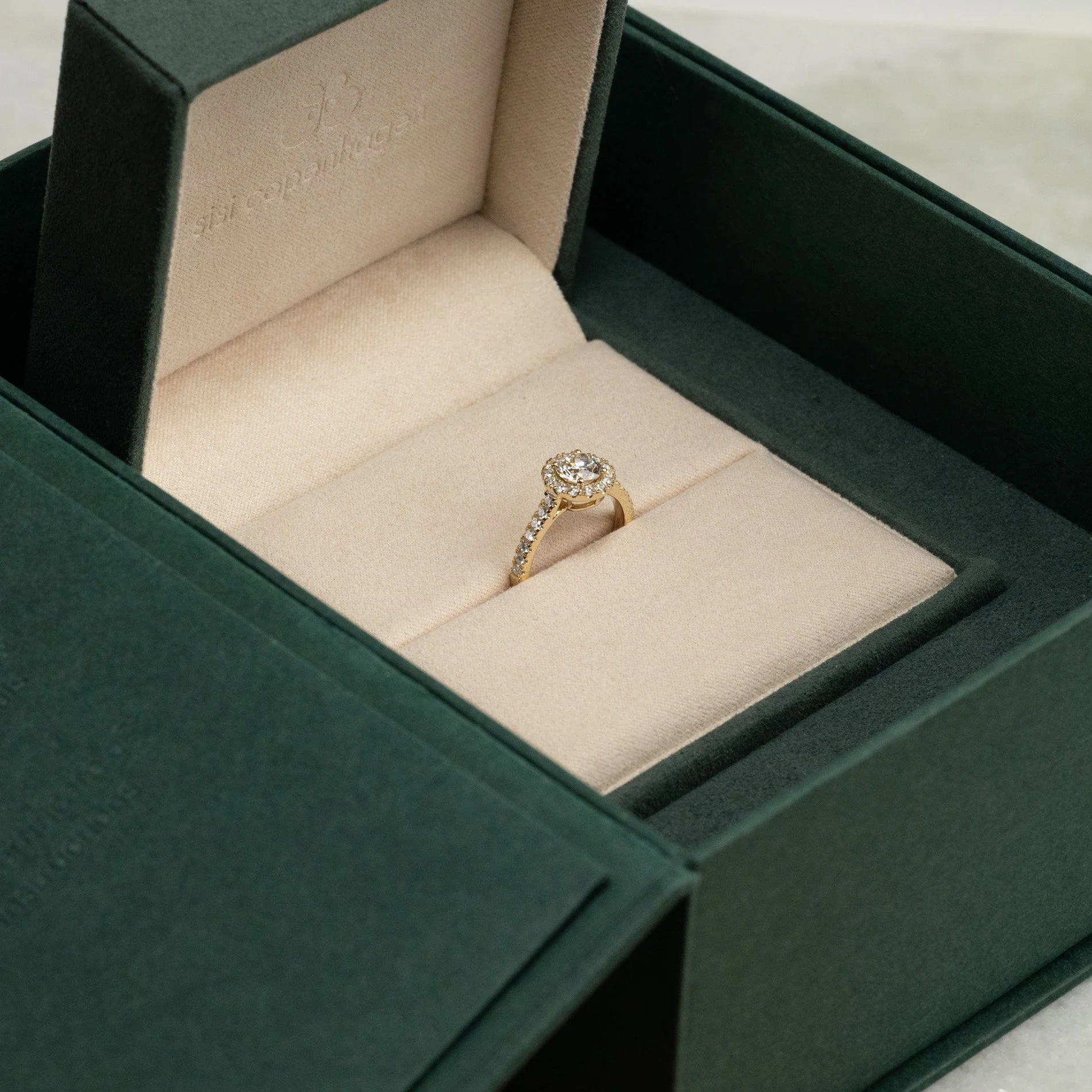 ROUND HALO ALLIANCE LAB-DIAMOND RING - 1.2ct - YG - Image 10