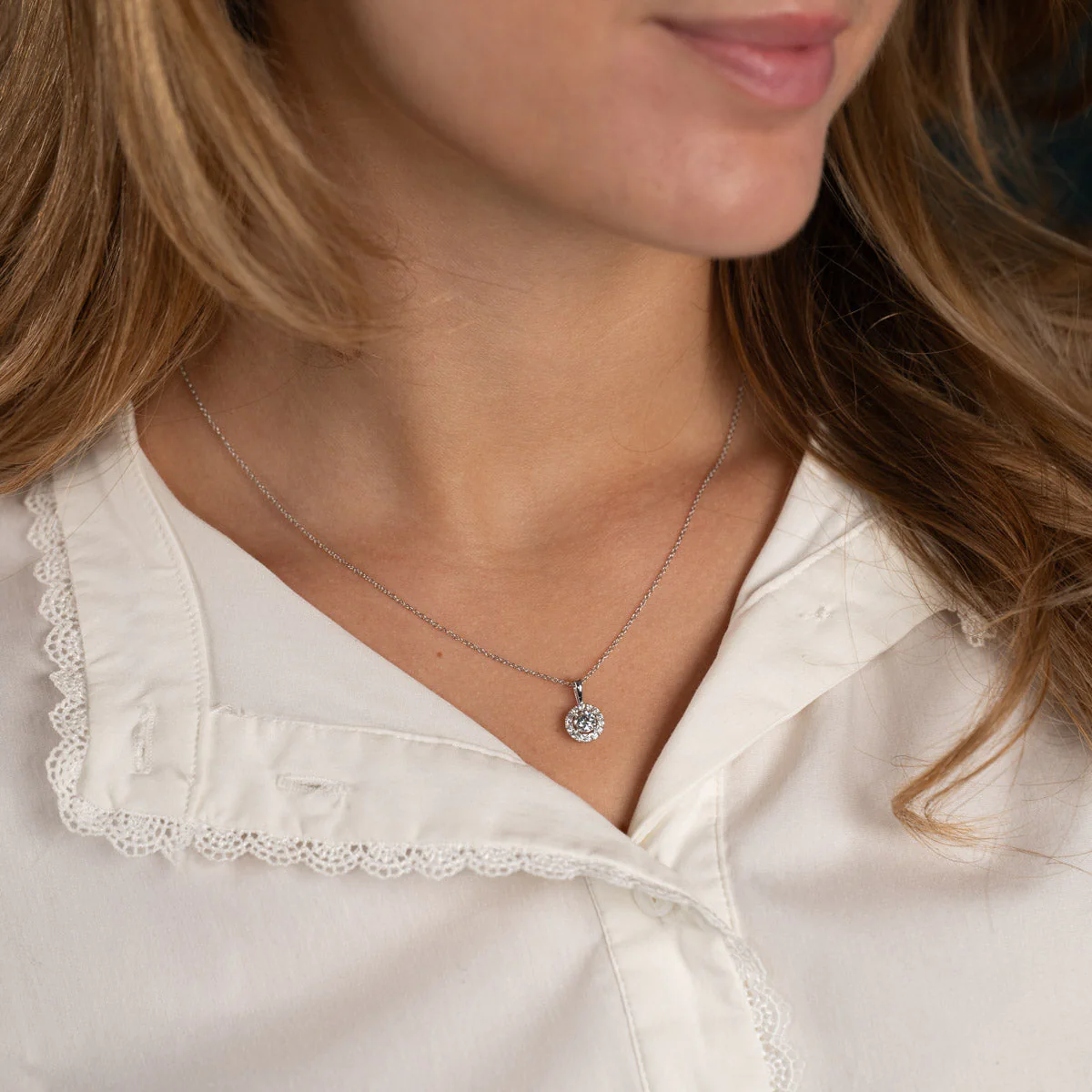 ROUND HALO LAB-DIAMOND PENDANT - 0.5ct - WG - Image 3