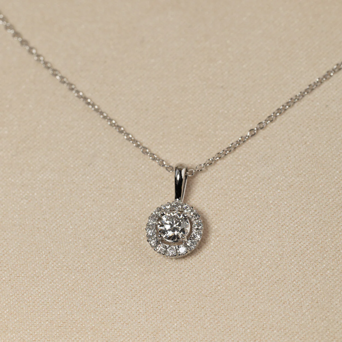ROUND HALO LAB-DIAMOND PENDANT - 0.5ct - WG - Image 7