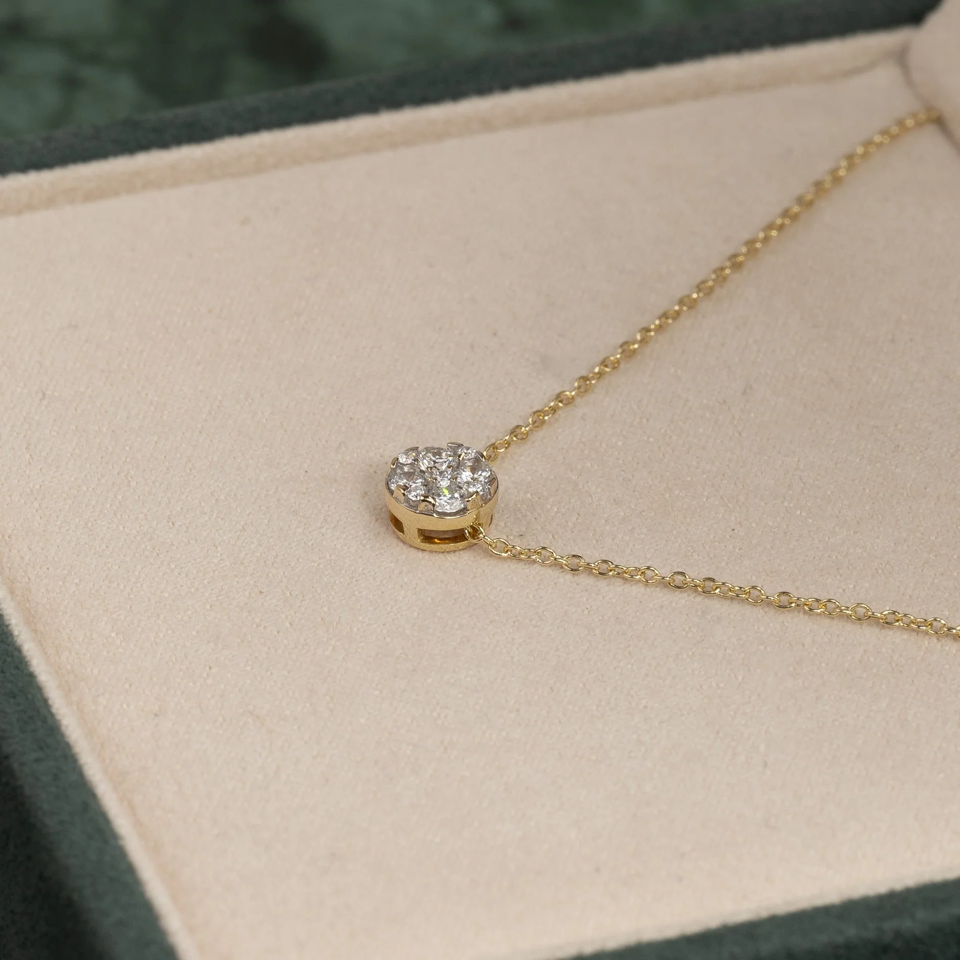 ROUND PAVE LAB-DIAMOND PENDANT - 0.2ct - YG - Image 6