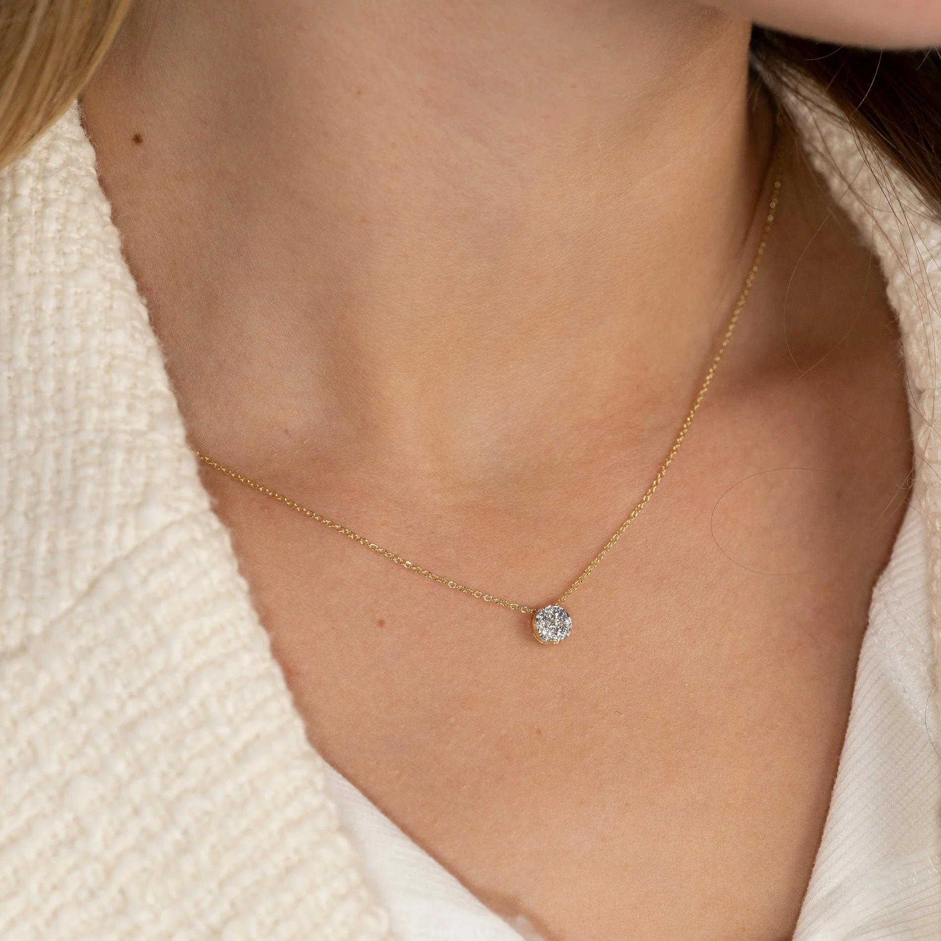 ROUND PAVE LAB-DIAMOND PENDANT - 0.2ct - YG - Image 8