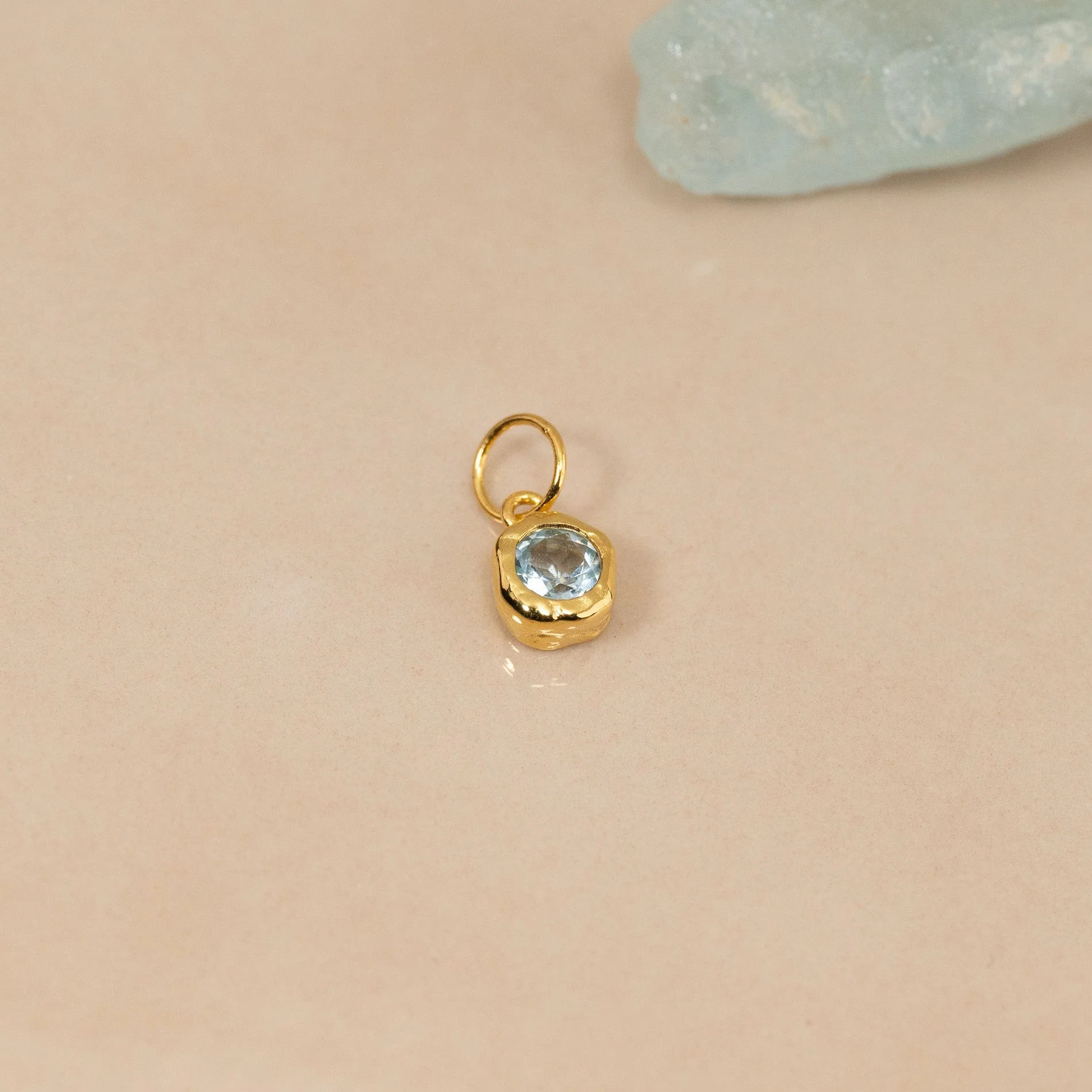 SELENE BLUE TOPAZ GOLDEN PENDANT - Image 2
