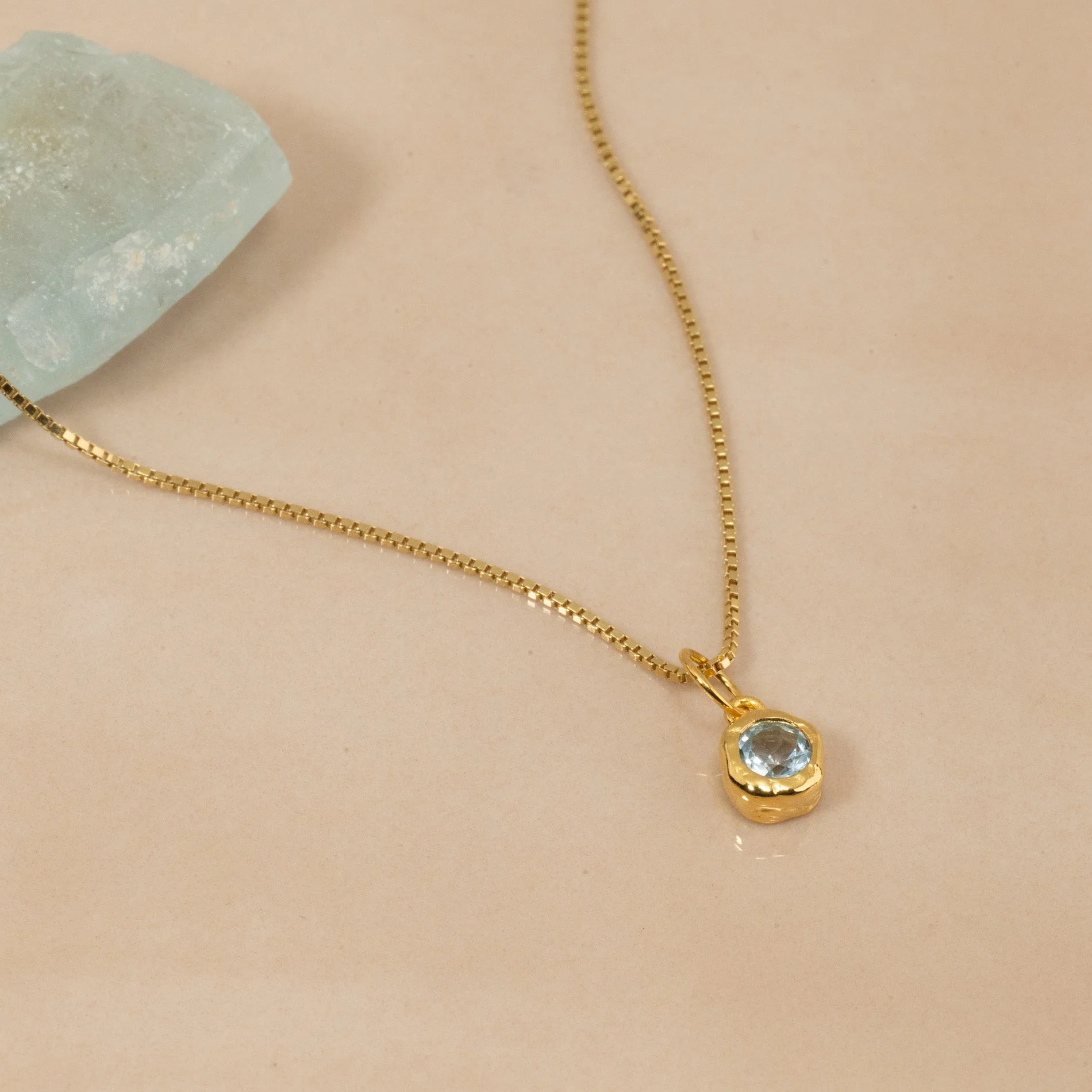 SELENE BLUE TOPAZ GOLDEN PENDANT - Image 6