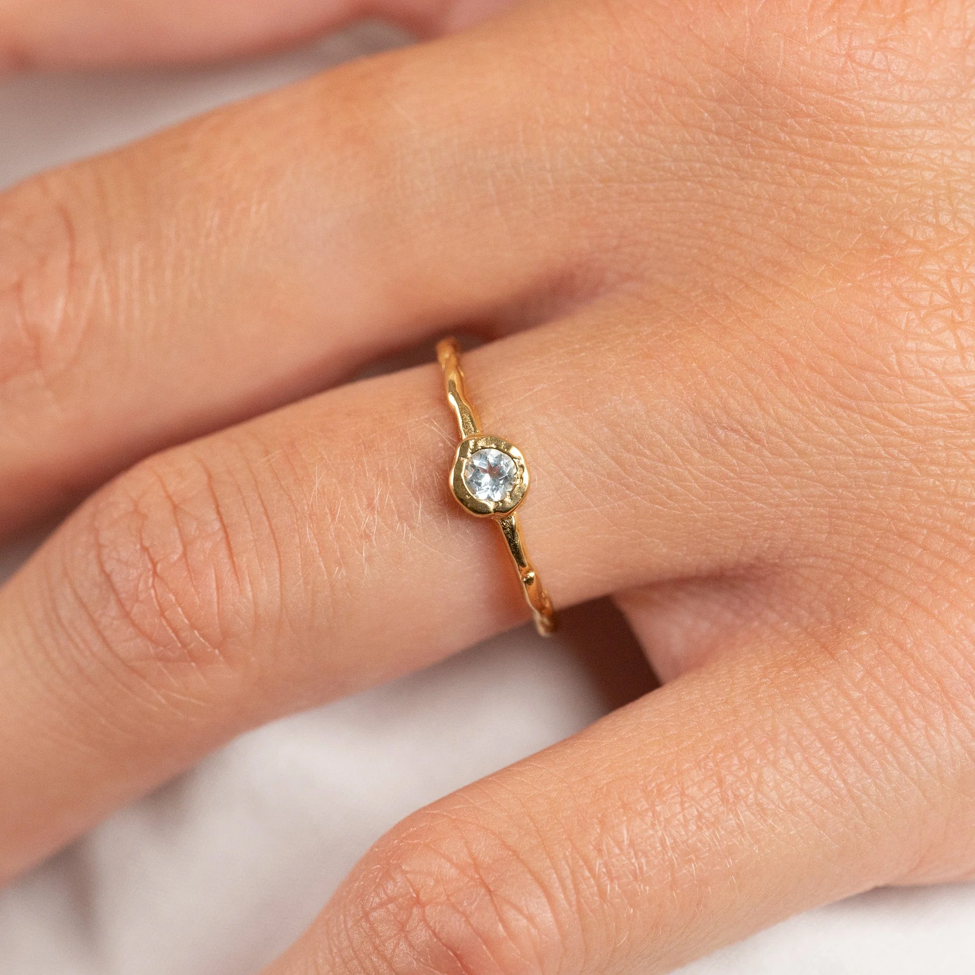 SELENE BLUE TOPAZ GOLDEN RING - Image 2