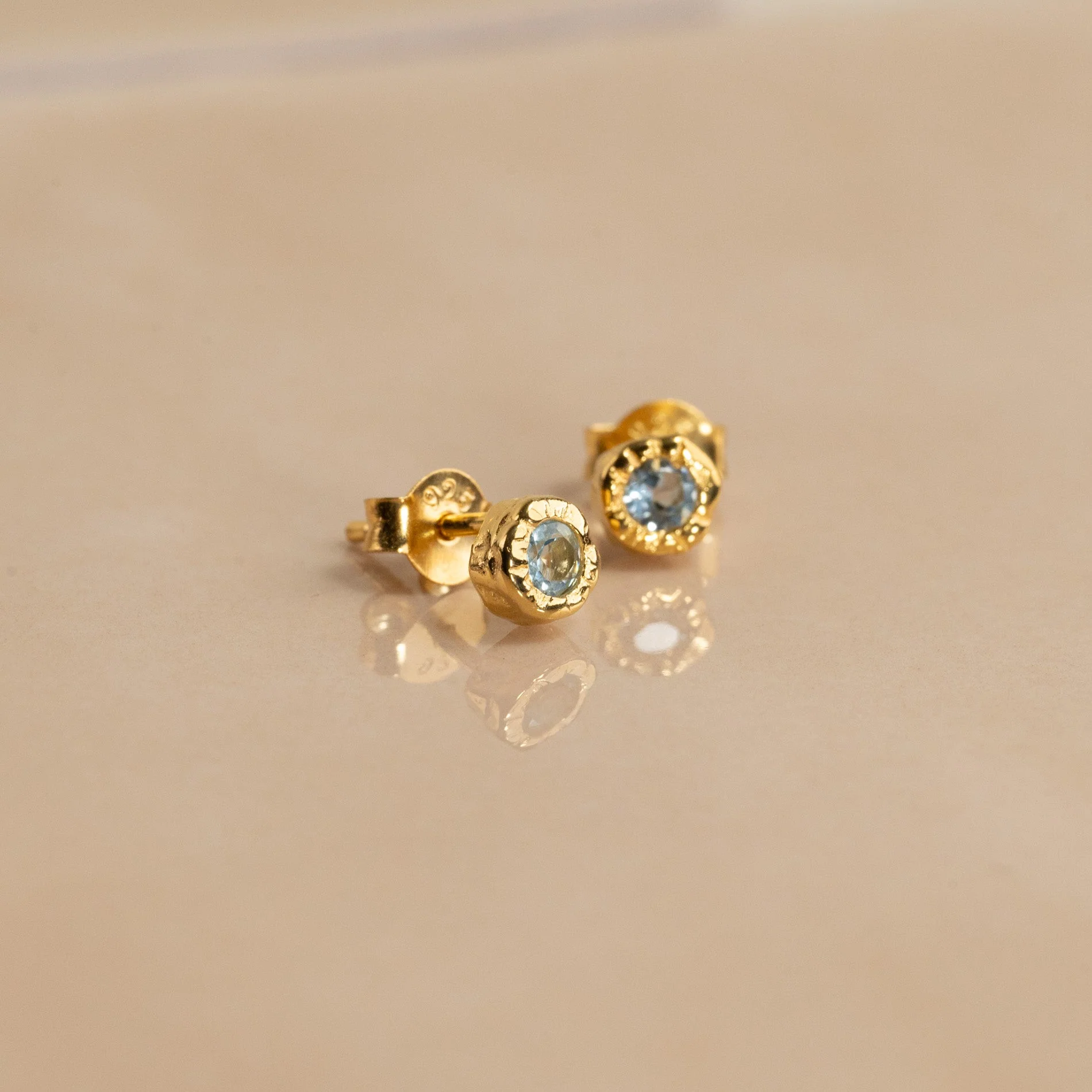 SELENE BLUE TOPAZ GOLDEN STUD EARRING - Image 3