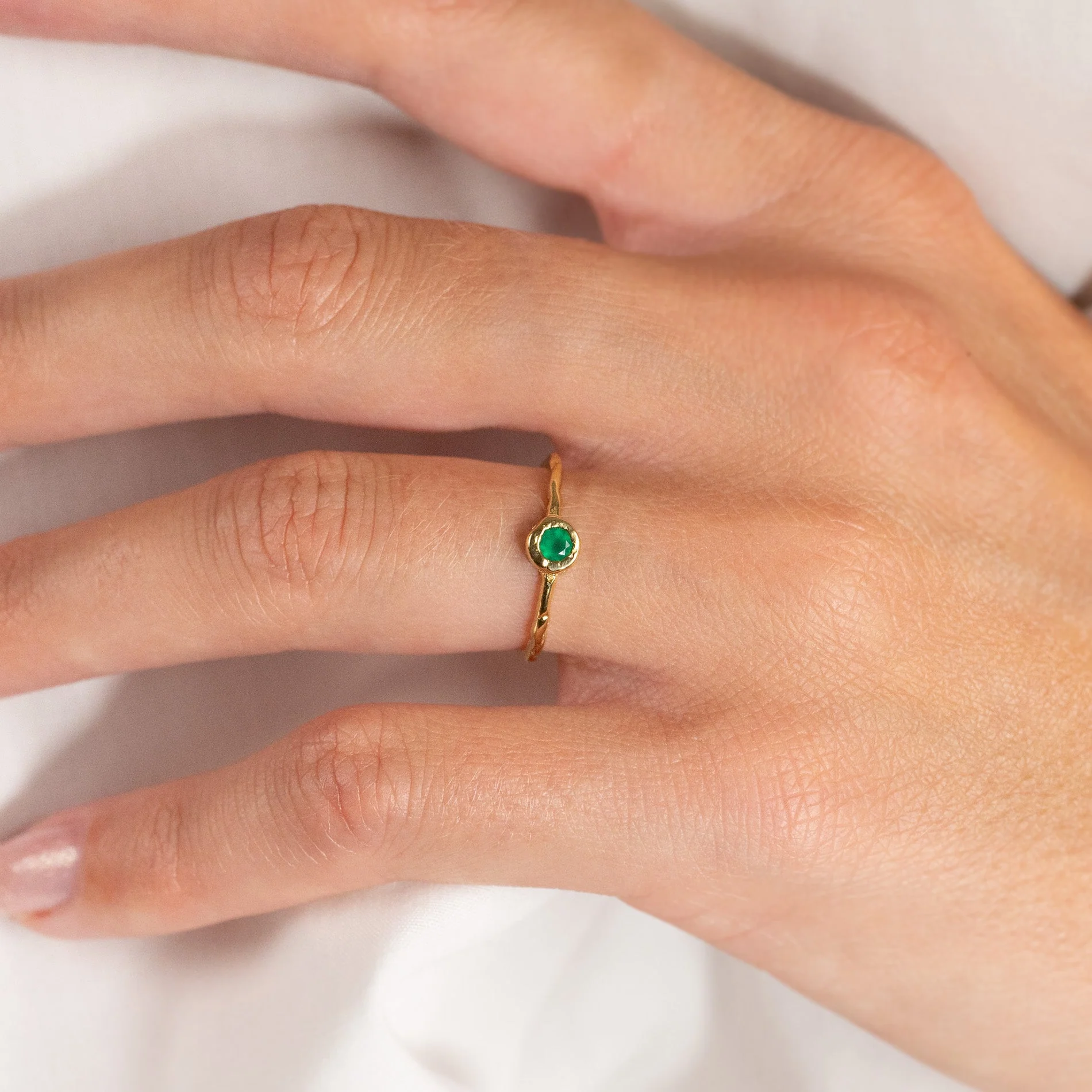 SELENE GREEN AGATE GOLDEN RING - Image 2