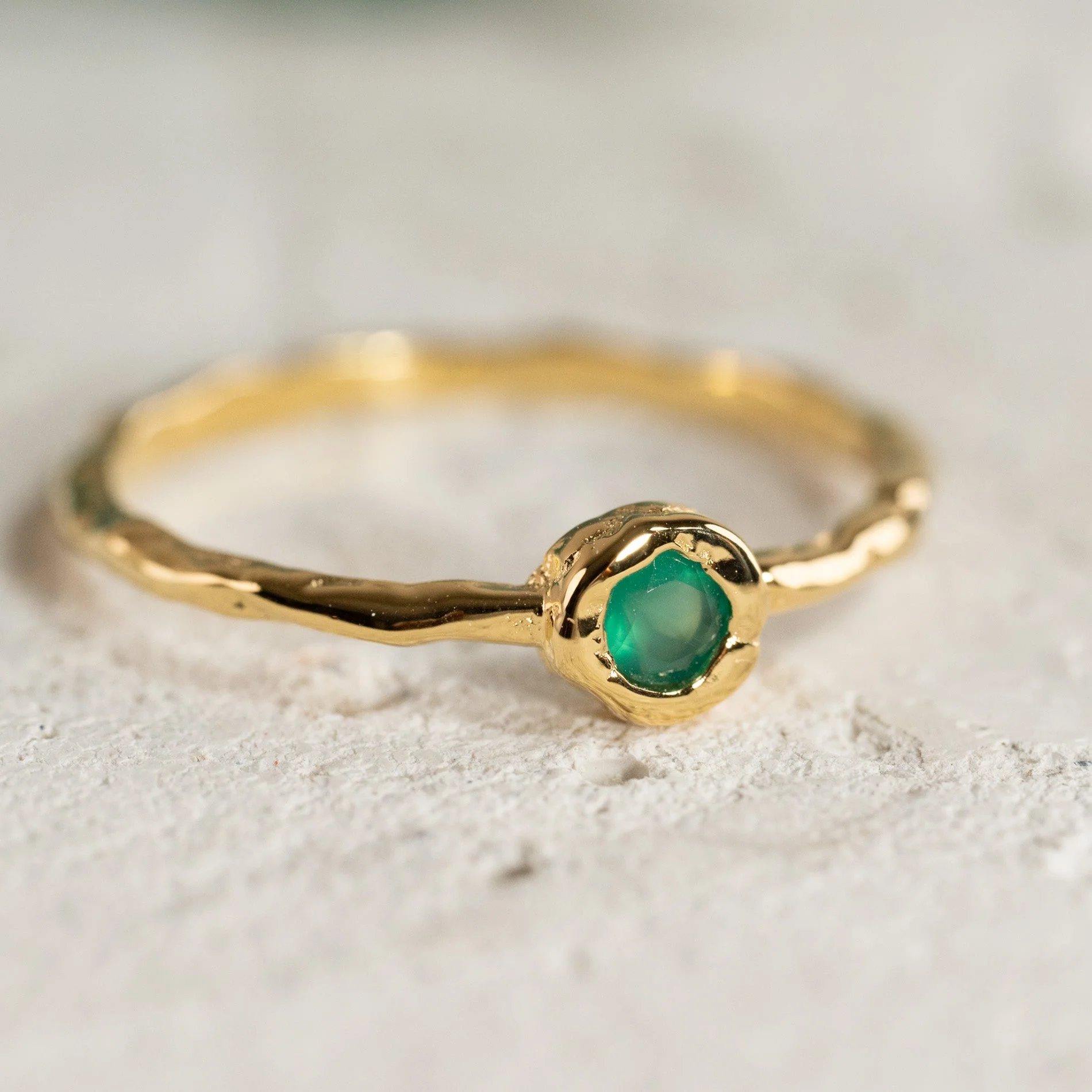 SELENE GREEN AGATE GOLDEN RING - Image 3