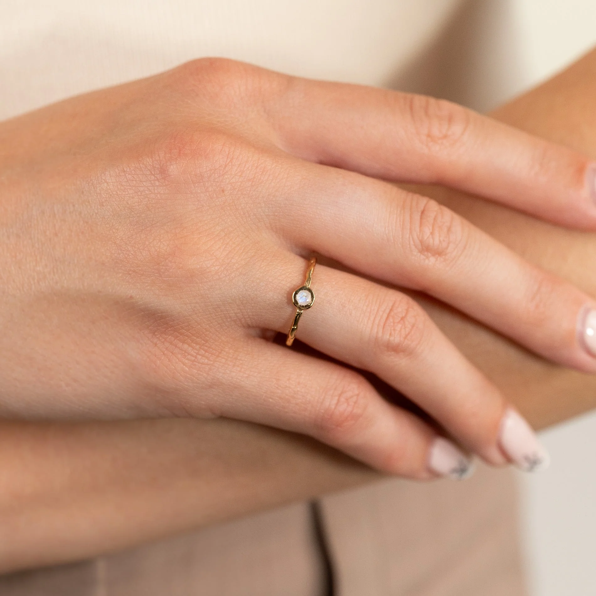 SELENE MOONSTONE GOLDEN RING - Image 7