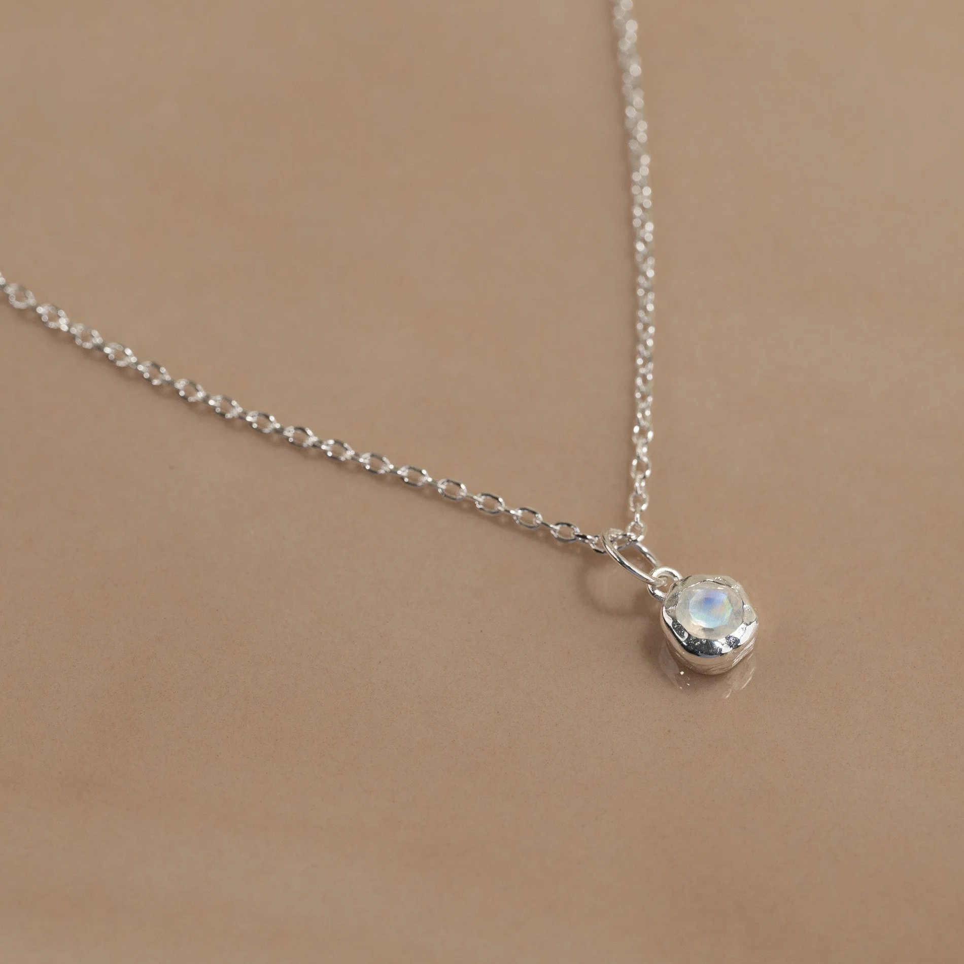 SELENE MOONSTONE SILVER PENDANT - Image 5