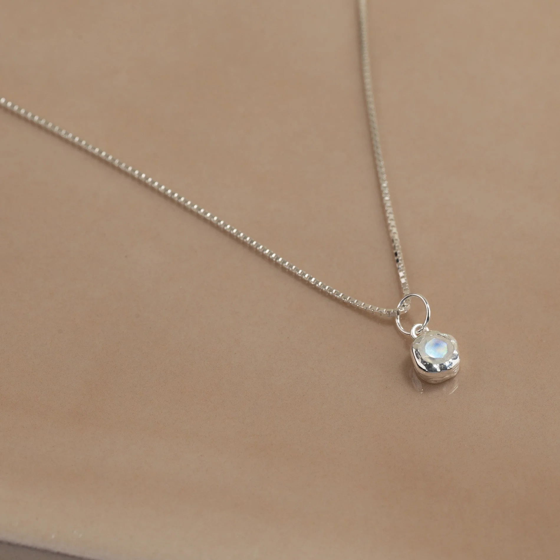 SELENE MOONSTONE SILVER PENDANT - Image 7