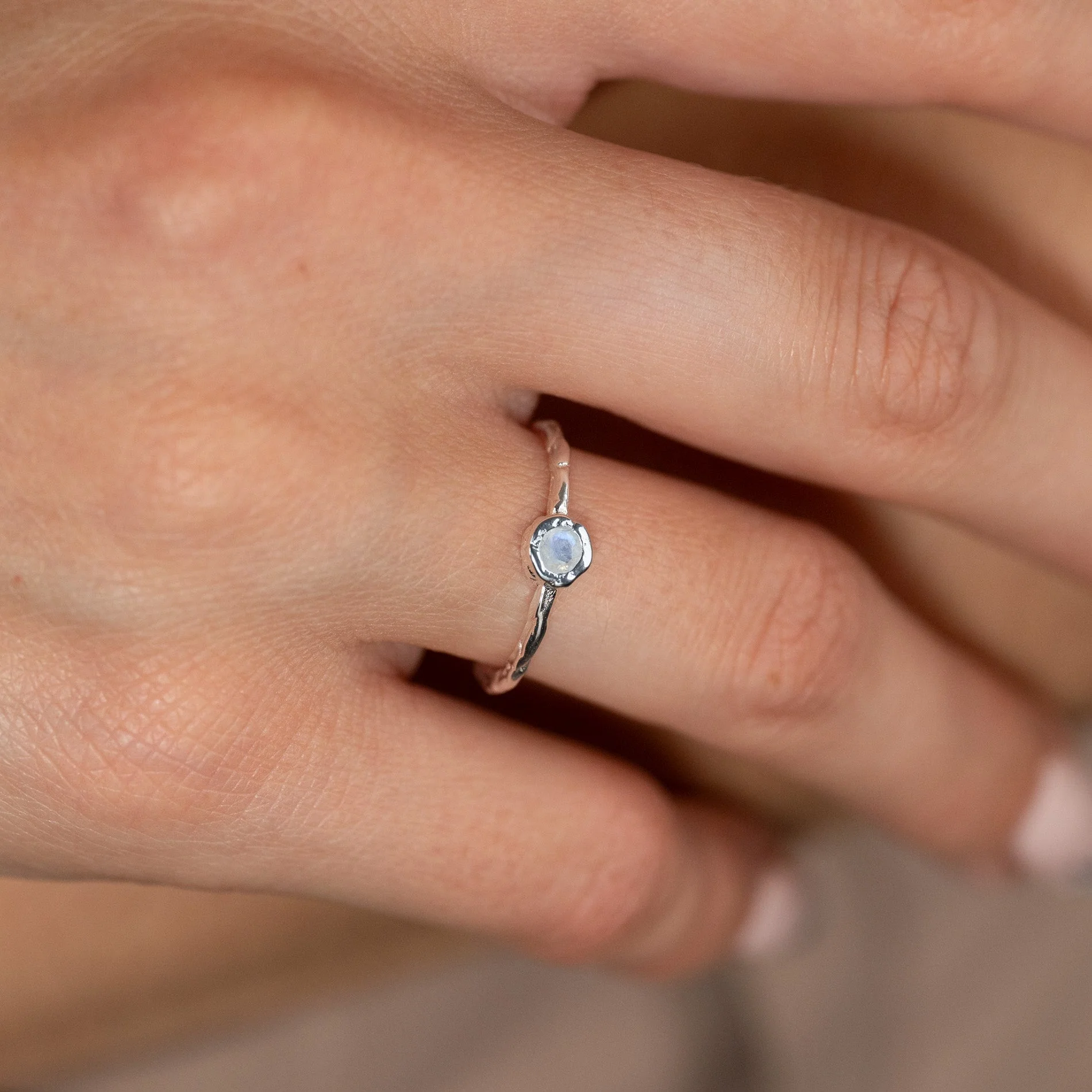 SELENE MOONSTONE SILVER RING - Image 4