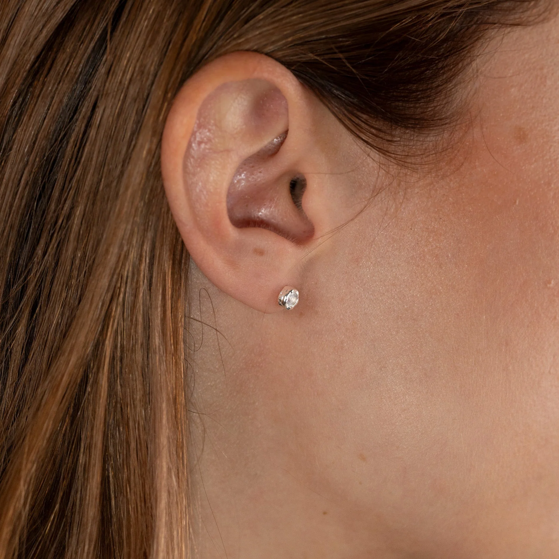 SELENE MOONSTONE SILVER STUD EARRING - Image 6