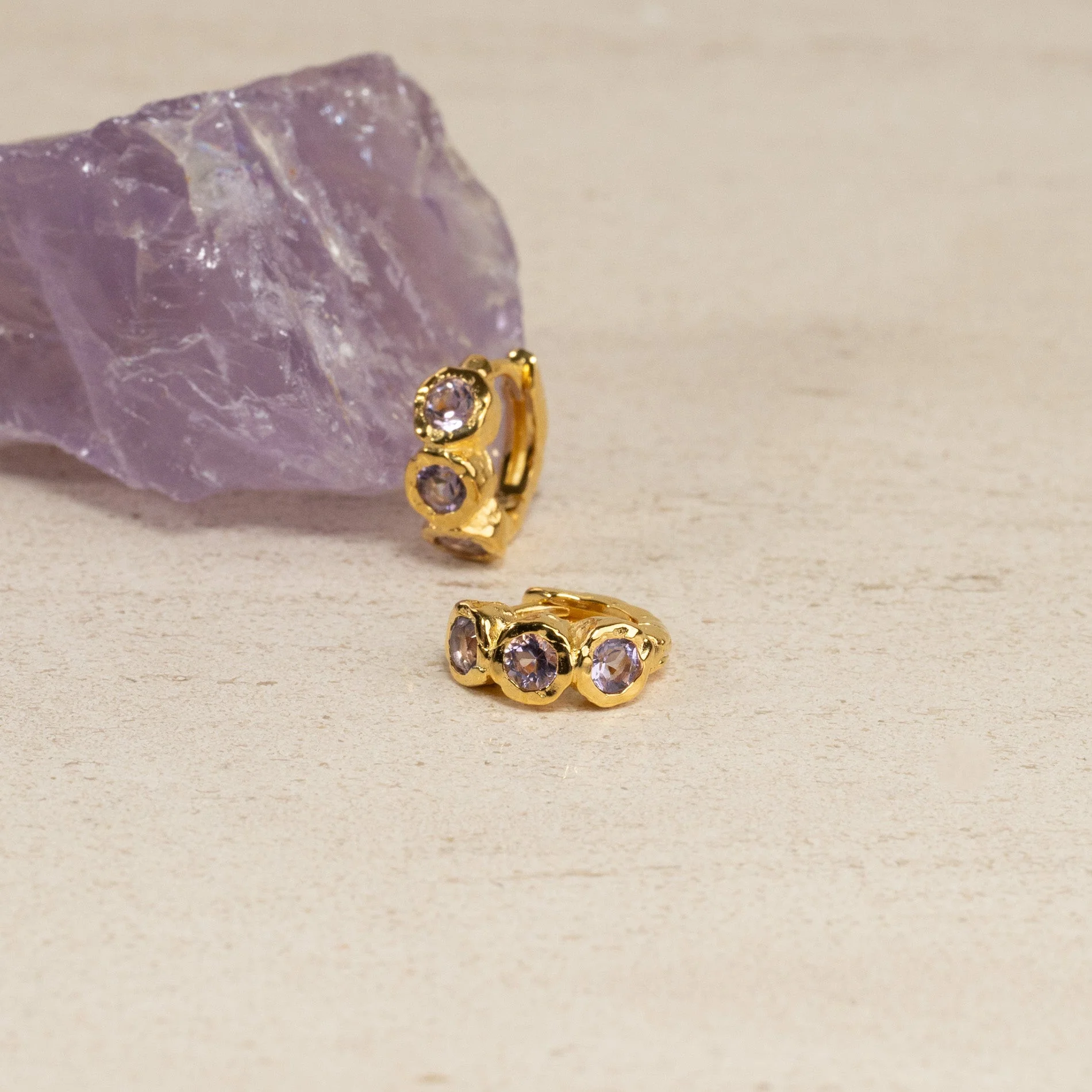SELENE PURPLE AMETHYST GOLDEN HUGGIE EARRING - Image 3